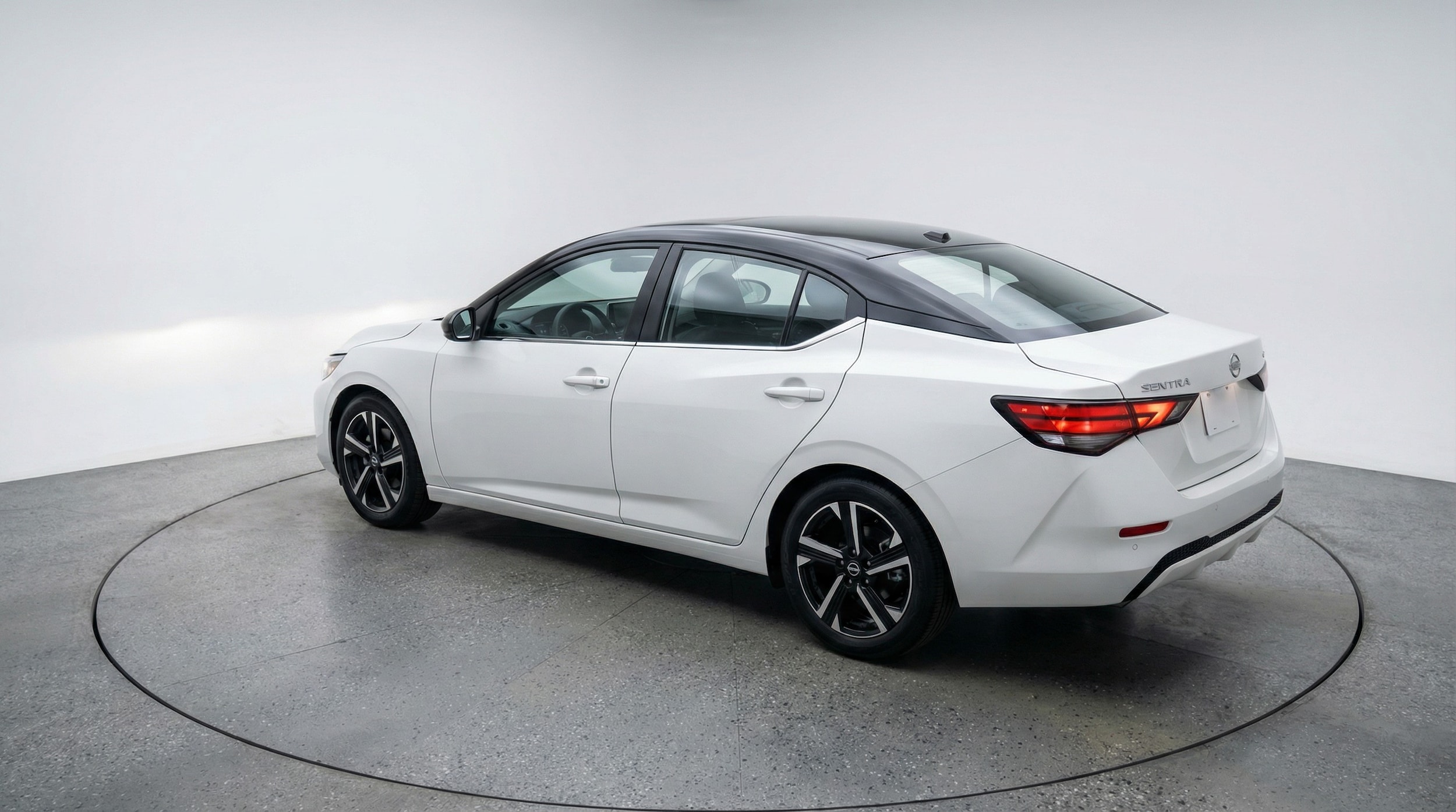 Thumbnail: 2025 Nissan Sentra - 5