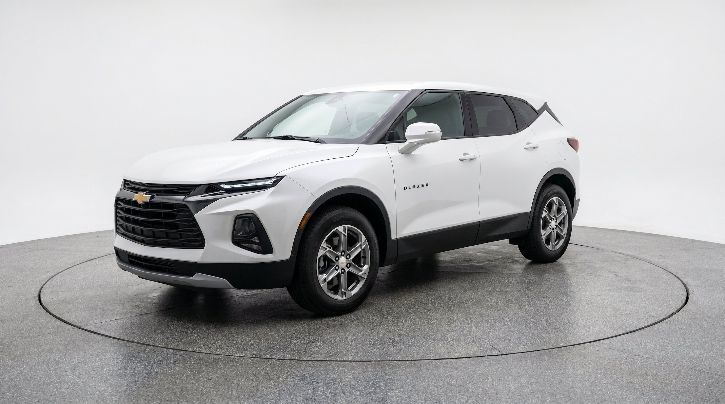 Thumbnail: 2025 Chevrolet Blazer - 3