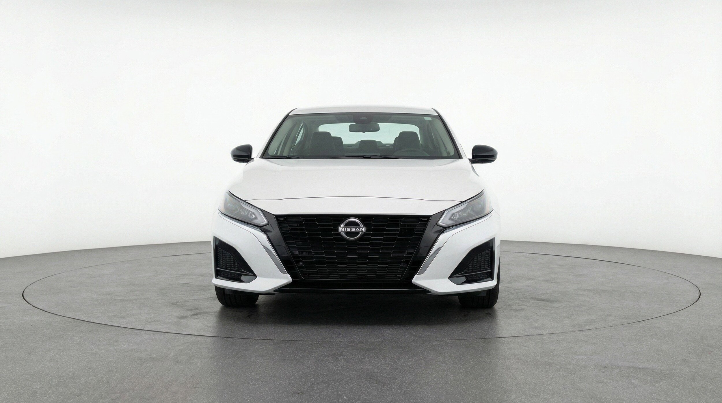 Thumbnail: 2025 Nissan Altima - 2