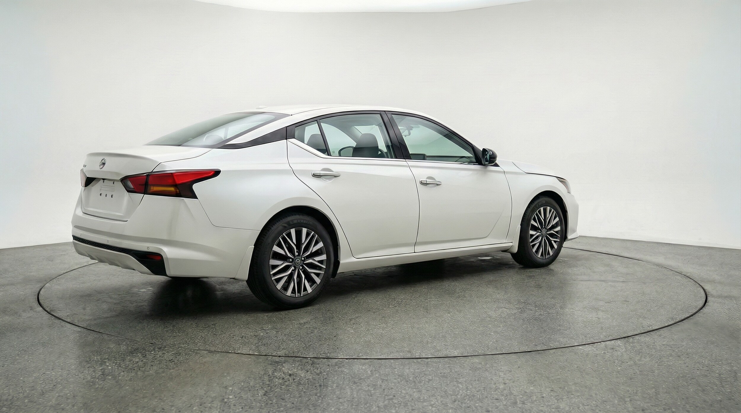 Thumbnail: 2025 Nissan Altima - 7