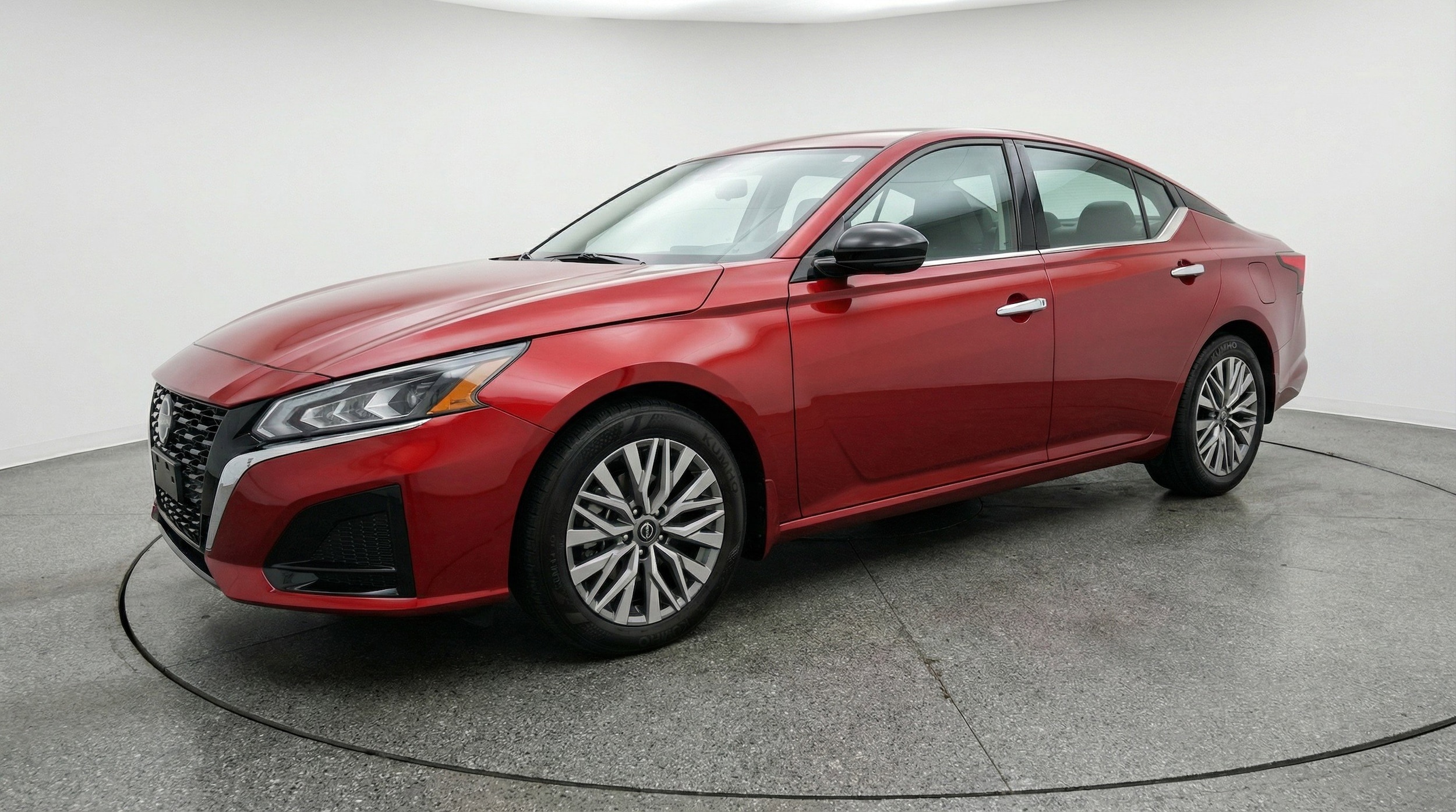 Thumbnail: 2025 Nissan Altima - 3