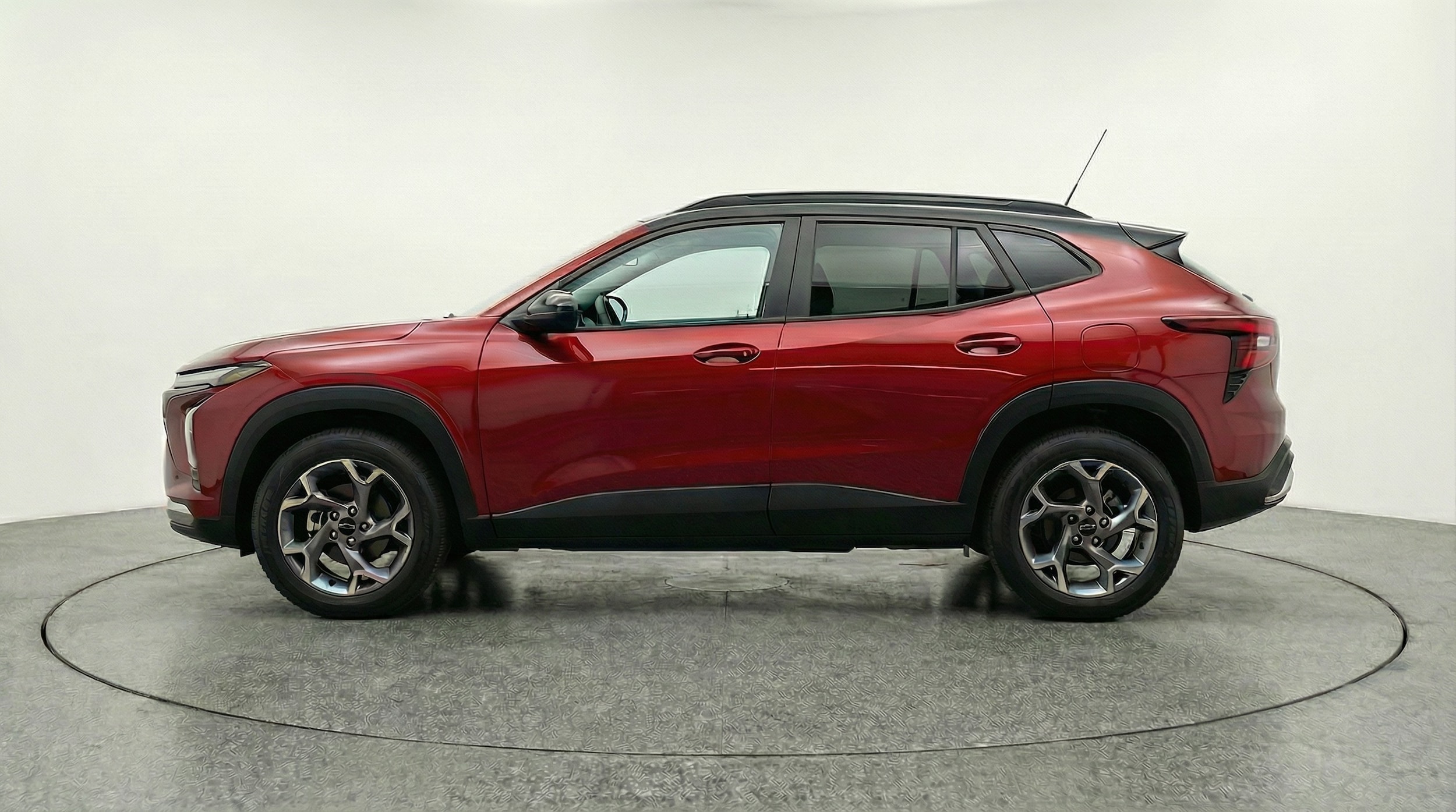 Thumbnail: 2025 Chevrolet Trax - 4