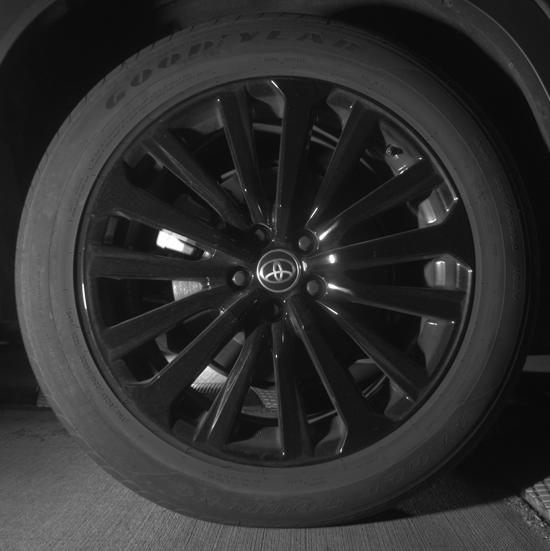 Thumbnail: 2025 Toyota Highlander - 15