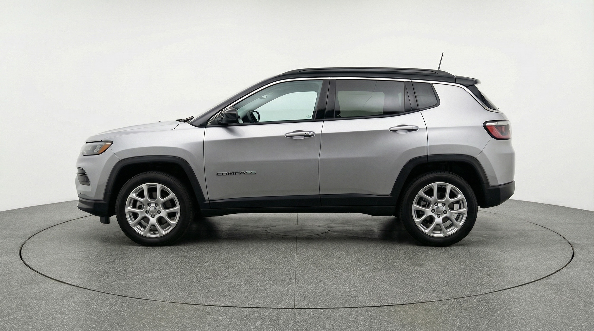 Thumbnail: 2025 Jeep Compass - 4