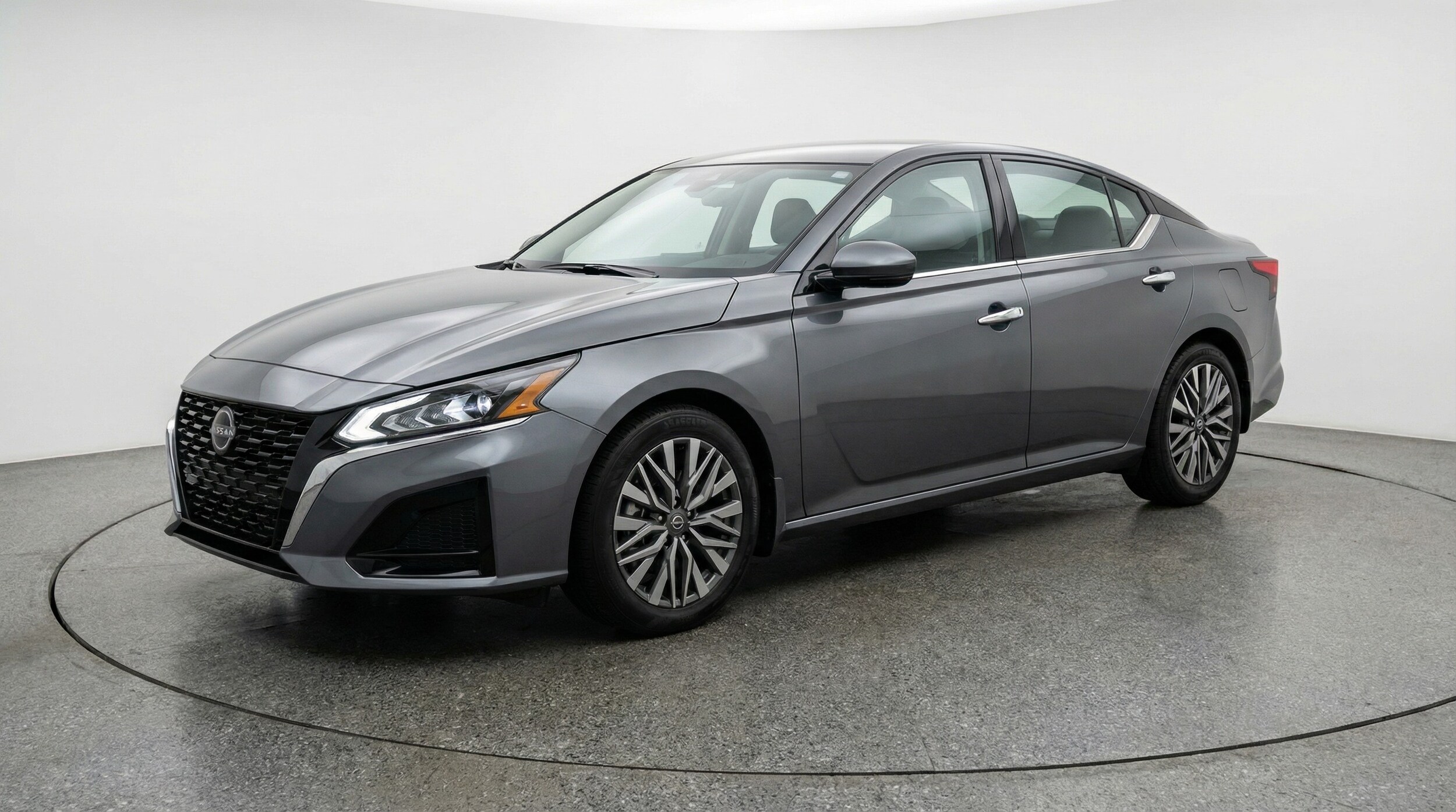 Thumbnail: 2025 Nissan Altima - 3