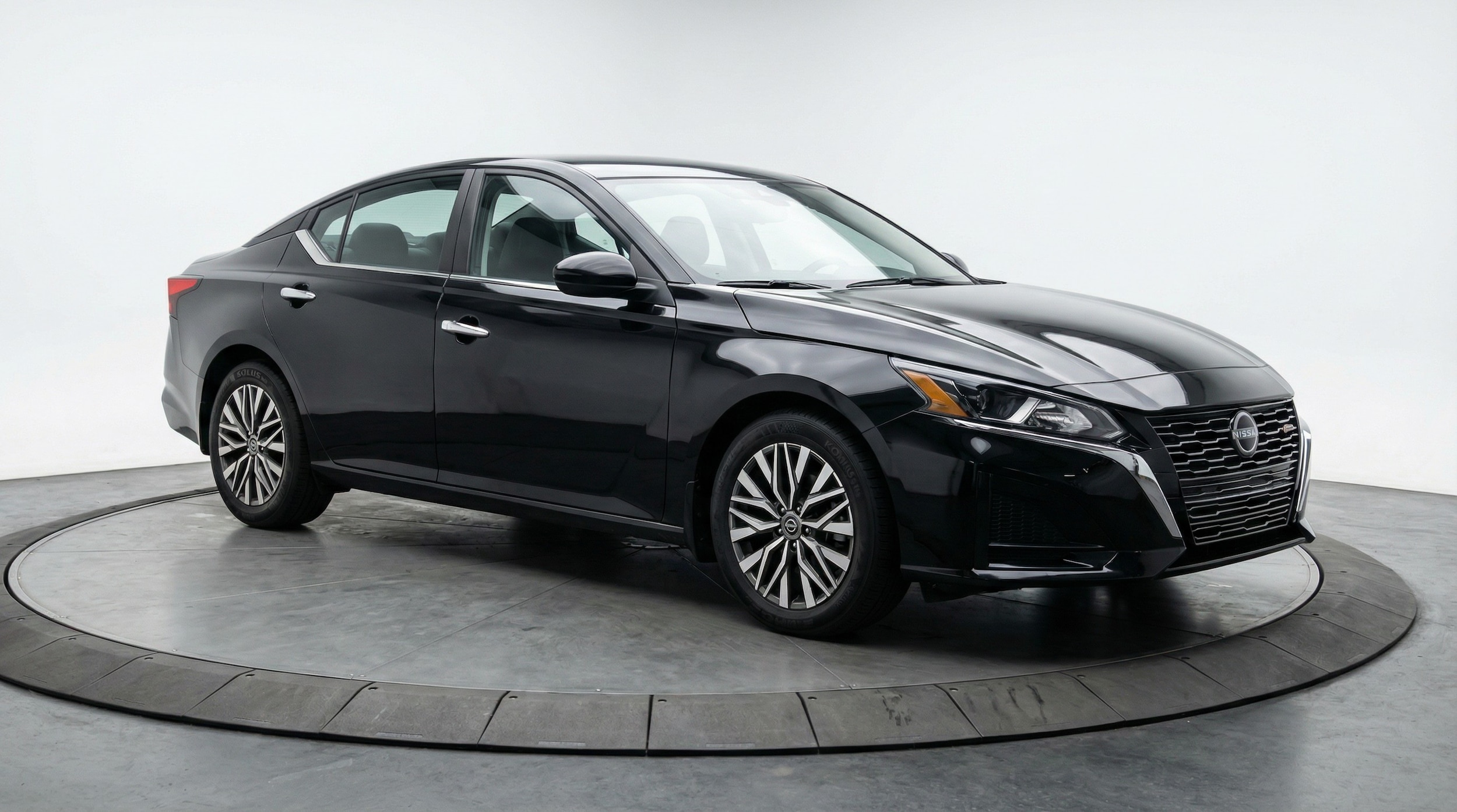 Thumbnail: 2025 Nissan Altima - 1