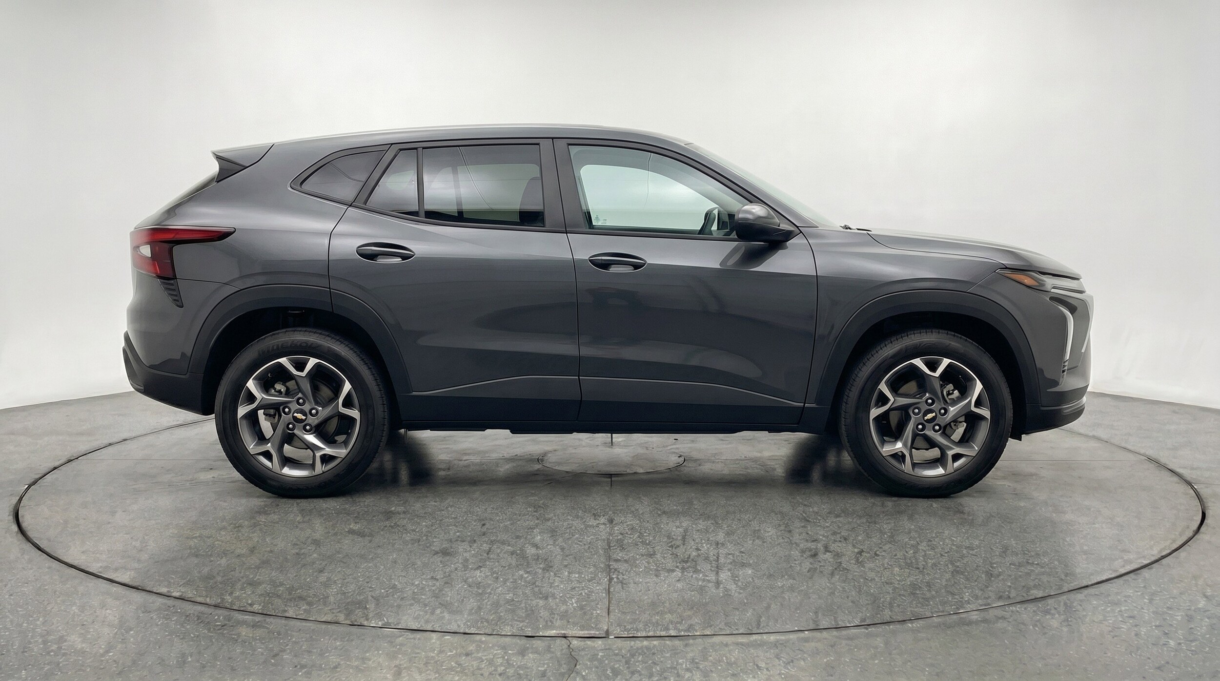 Thumbnail: 2025 Chevrolet Trax - 11