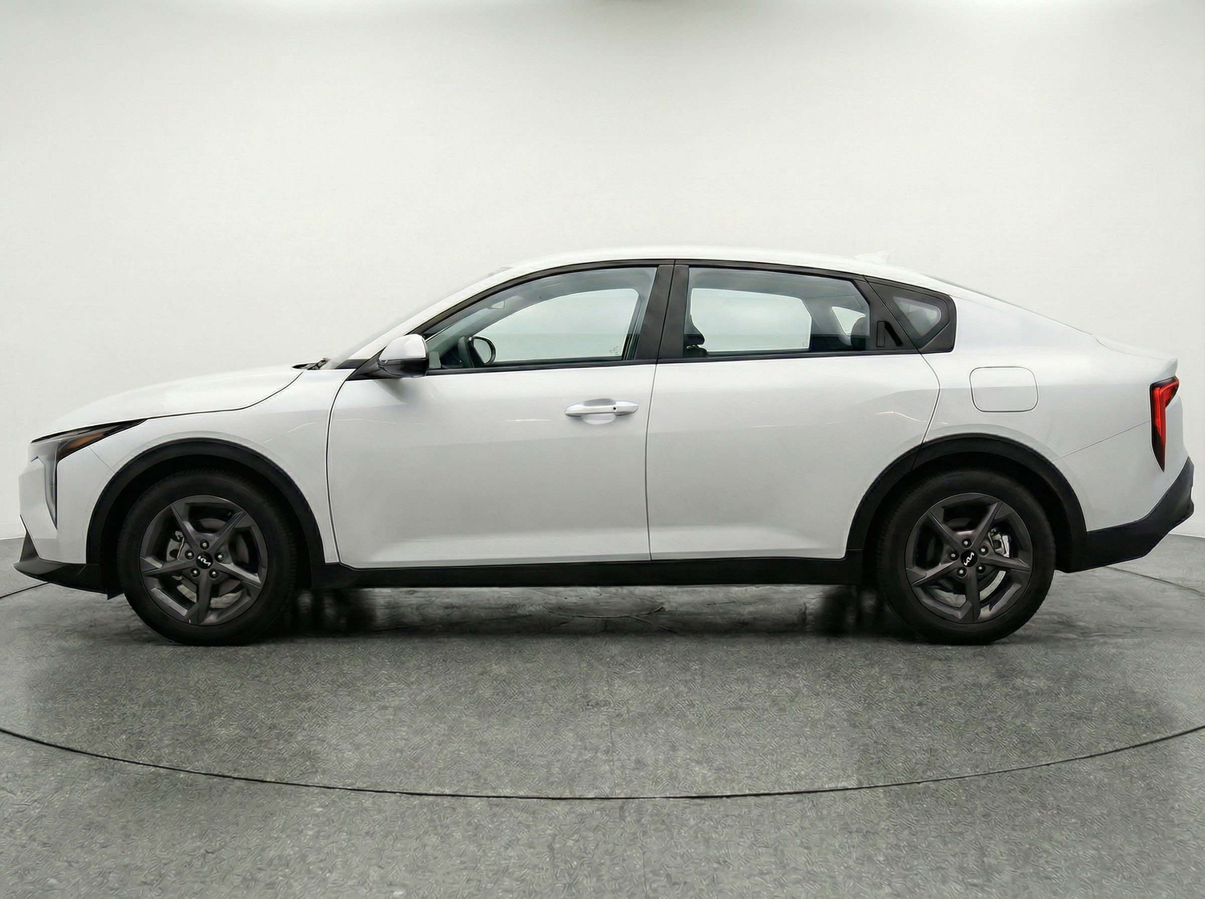 Thumbnail: 2025 Kia K4 - 5