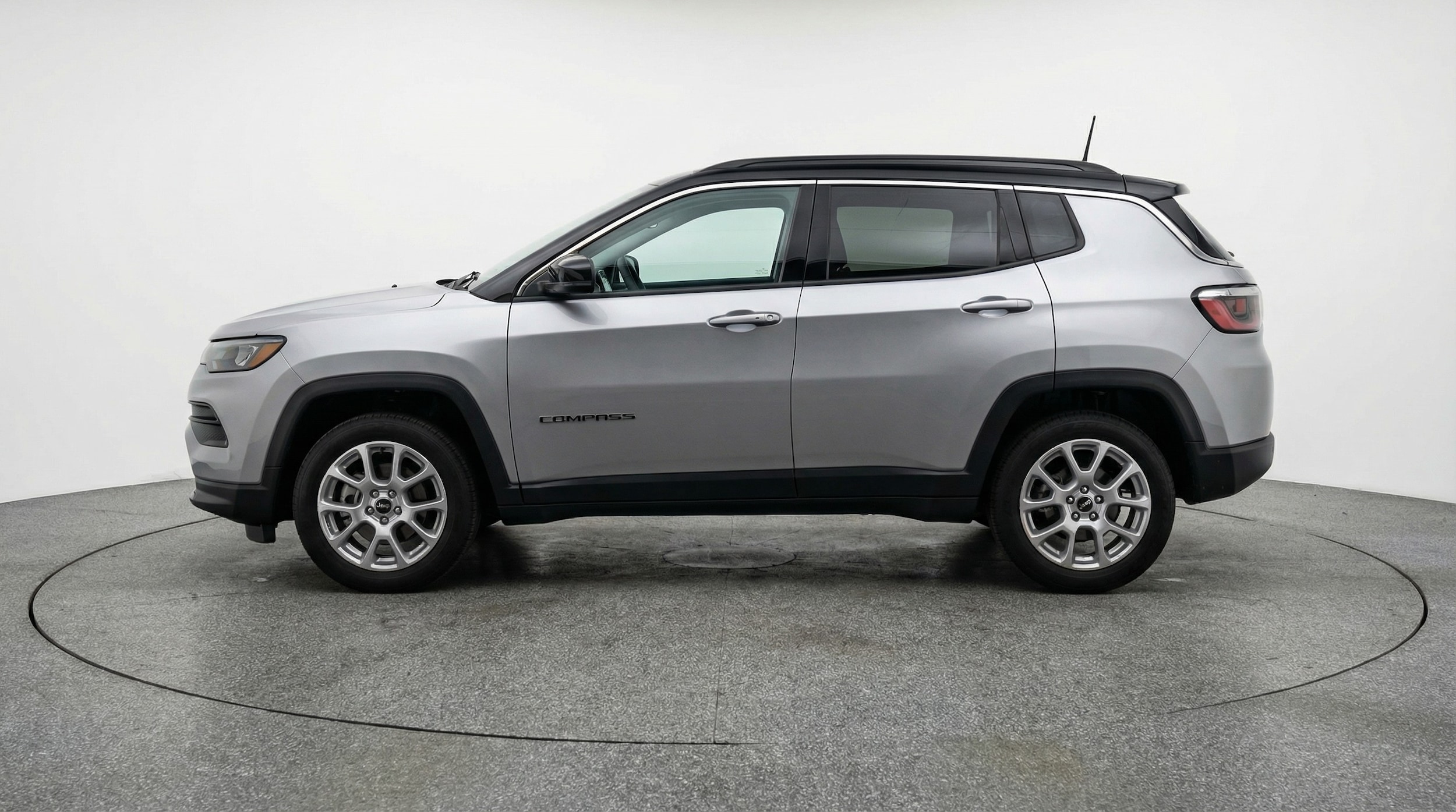 Thumbnail: 2025 Jeep Compass - 4