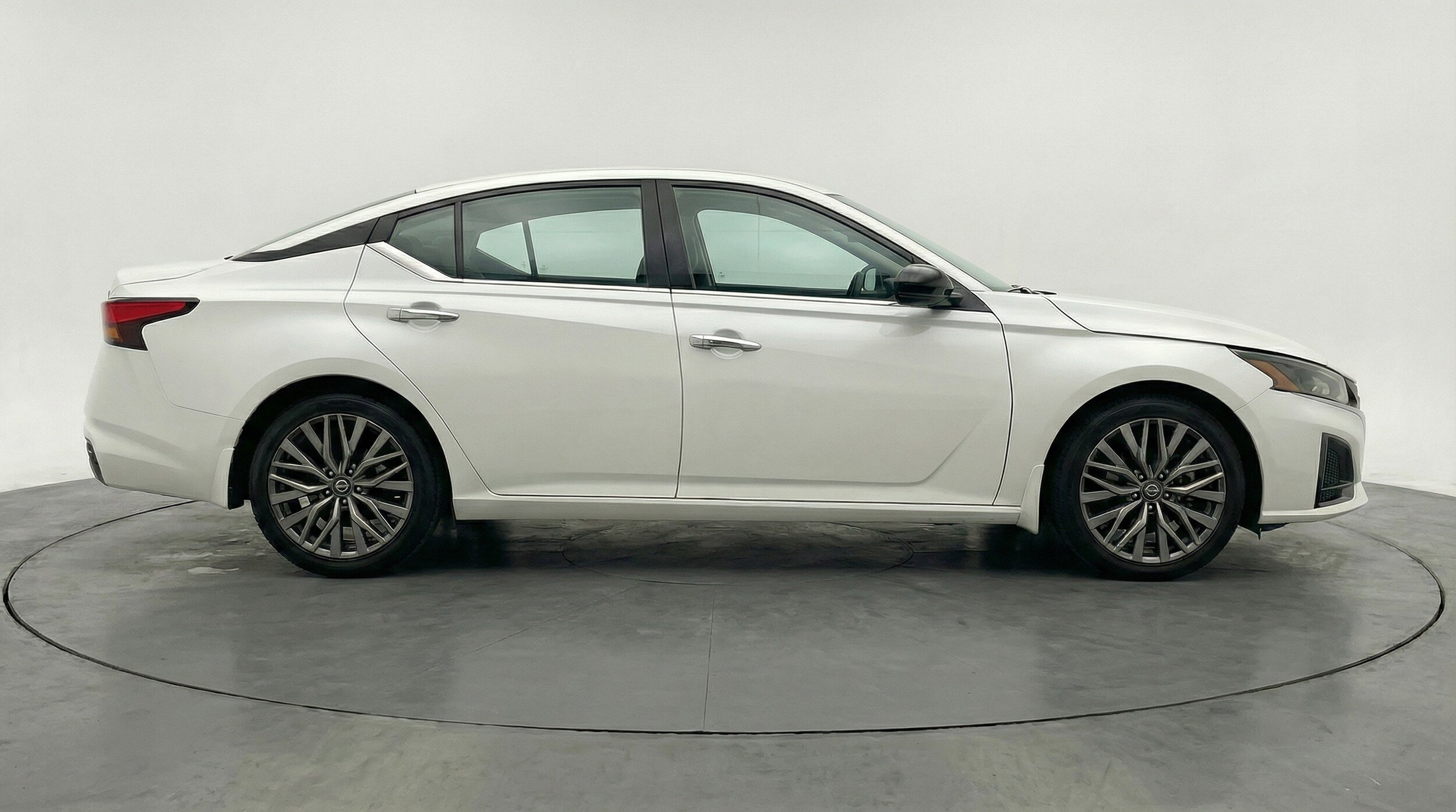 Thumbnail: 2025 Nissan Altima - 11