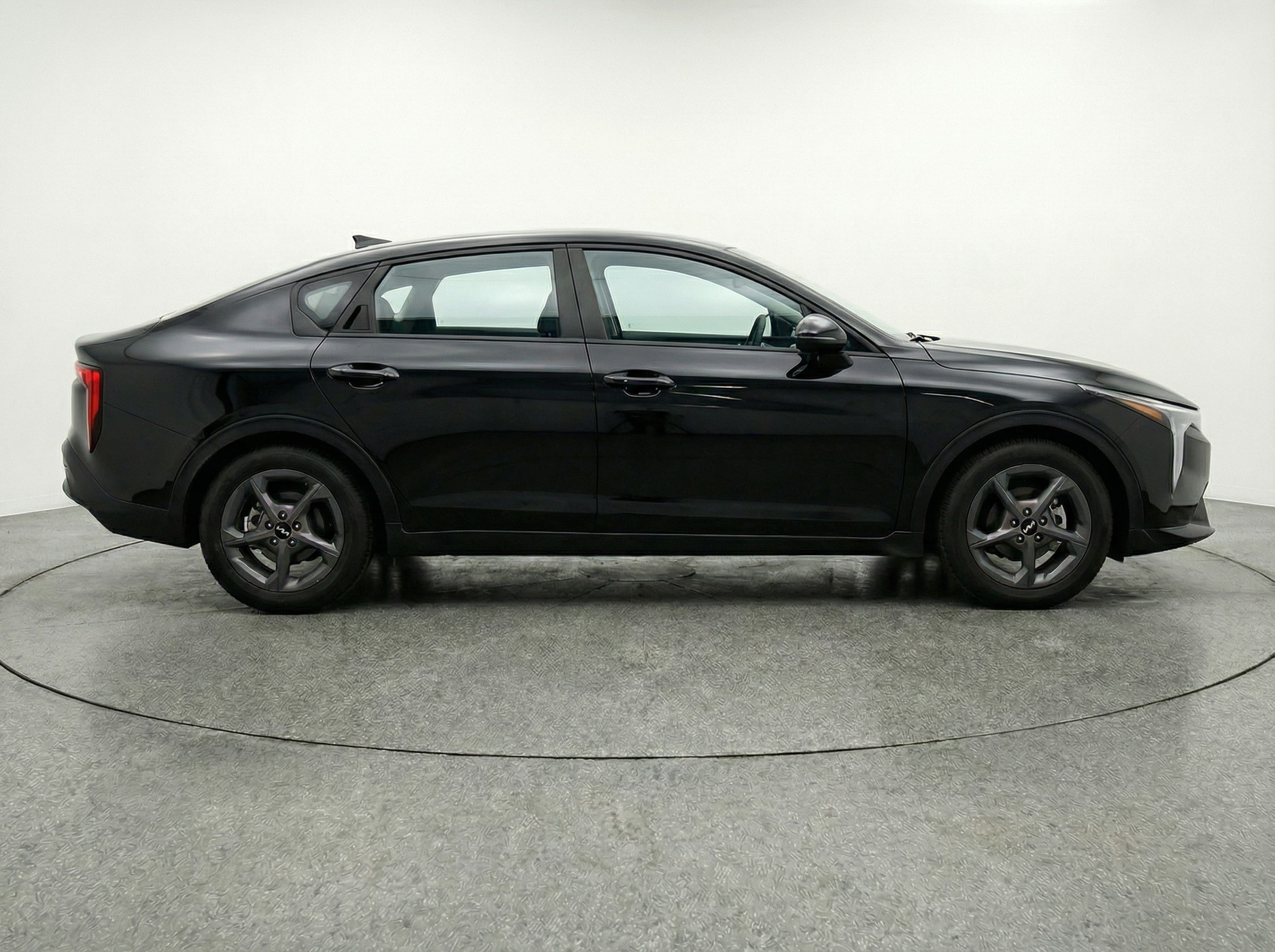 Thumbnail: 2025 Kia K4 - 4