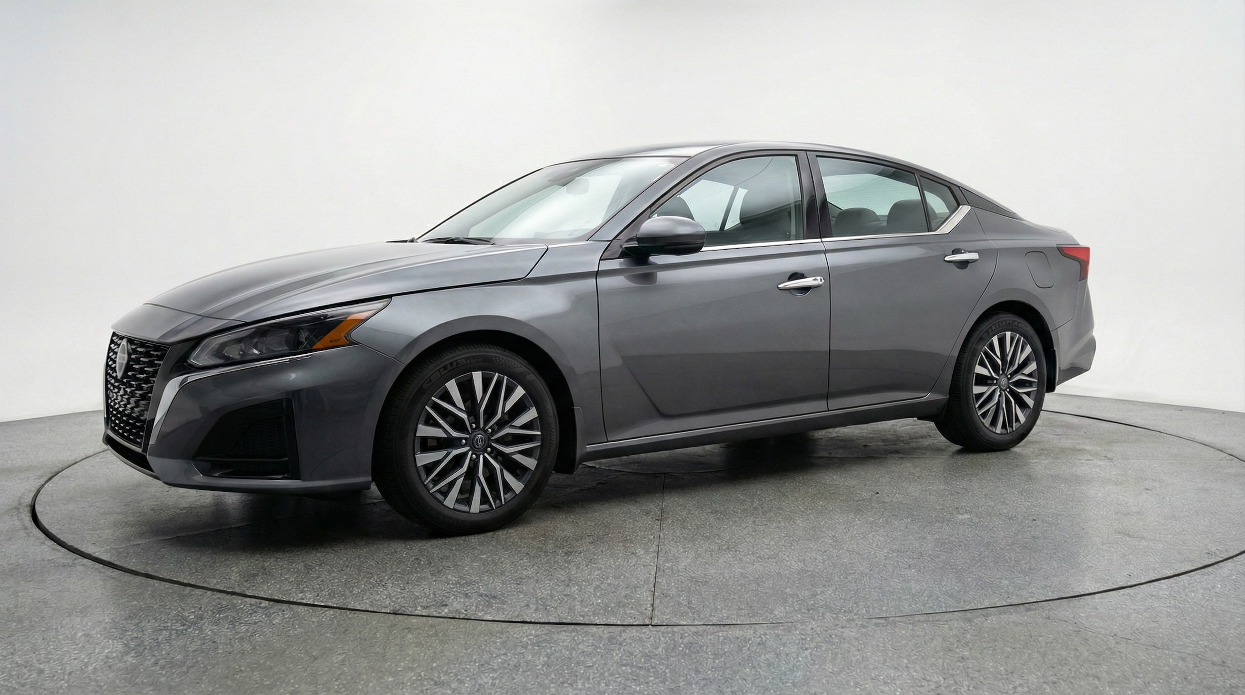 Thumbnail: 2025 Nissan Altima - 3