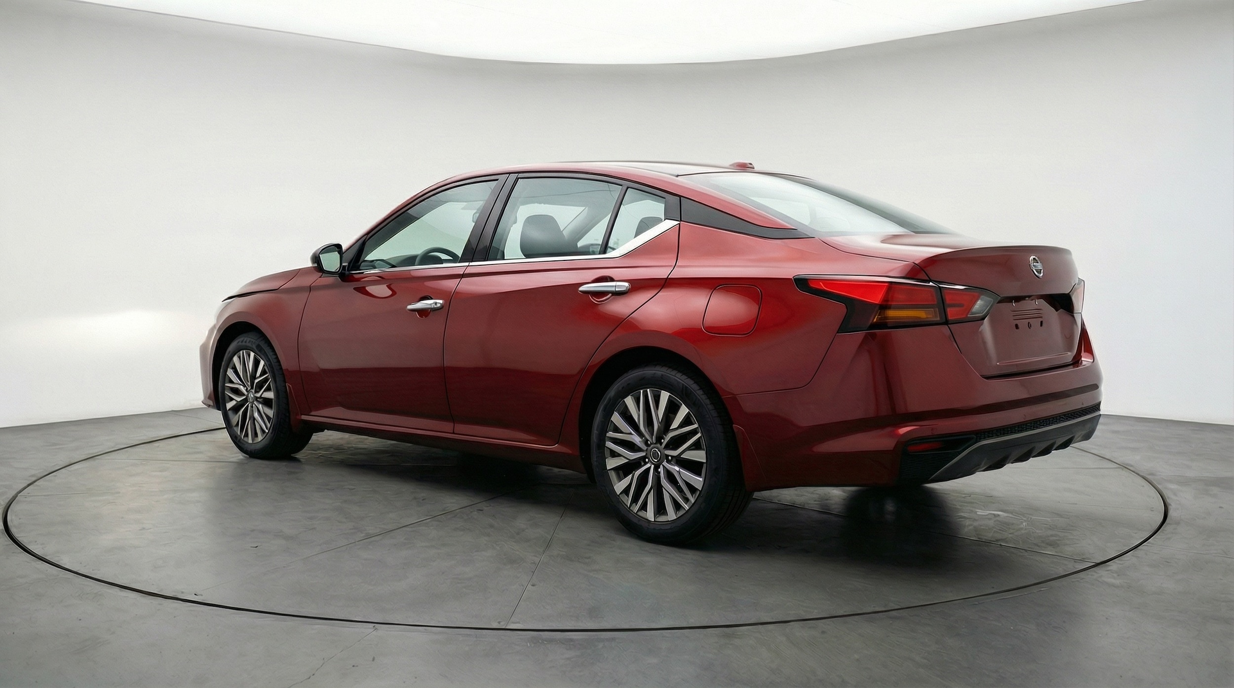 Thumbnail: 2025 Nissan Altima - 5