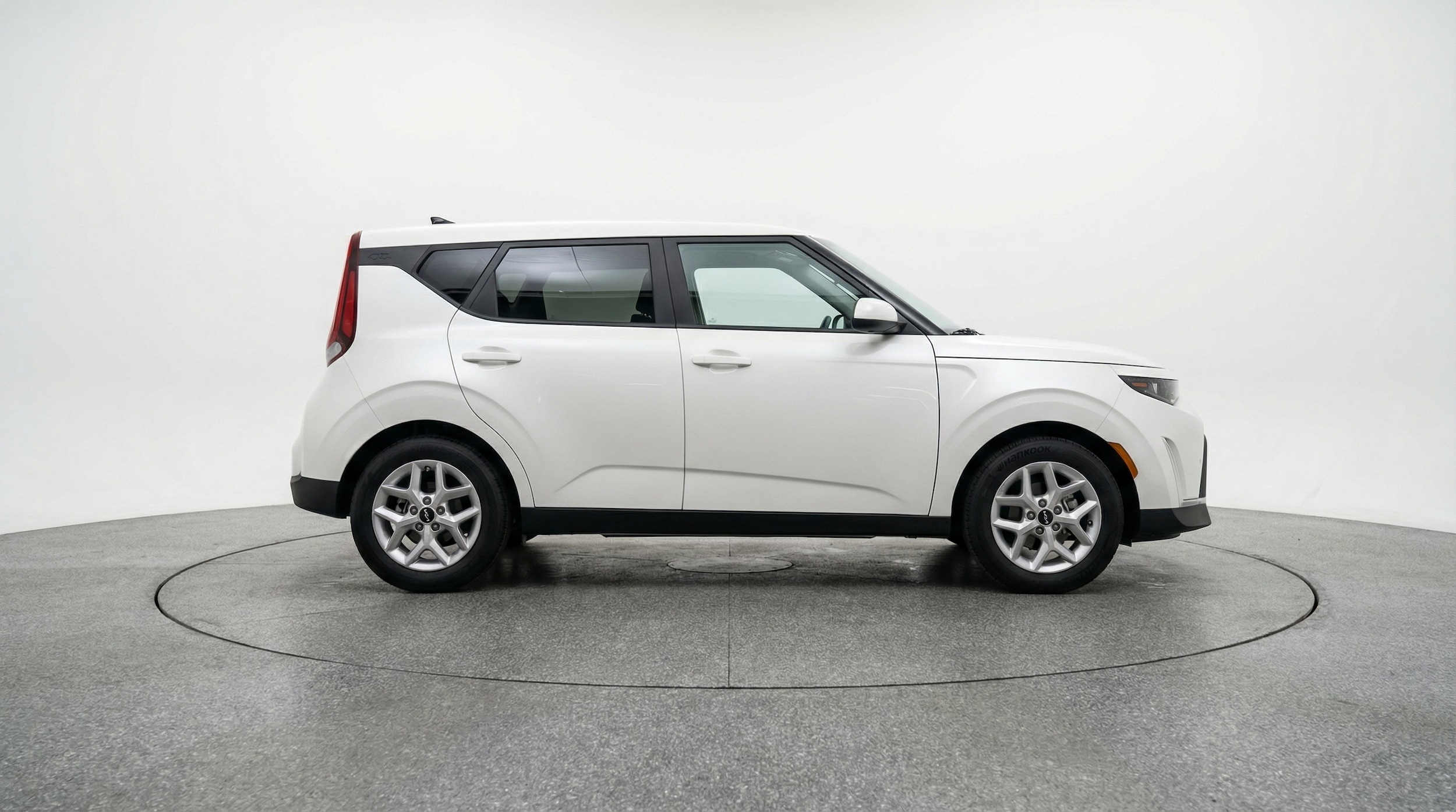 Thumbnail: 2025 Kia Soul - 8