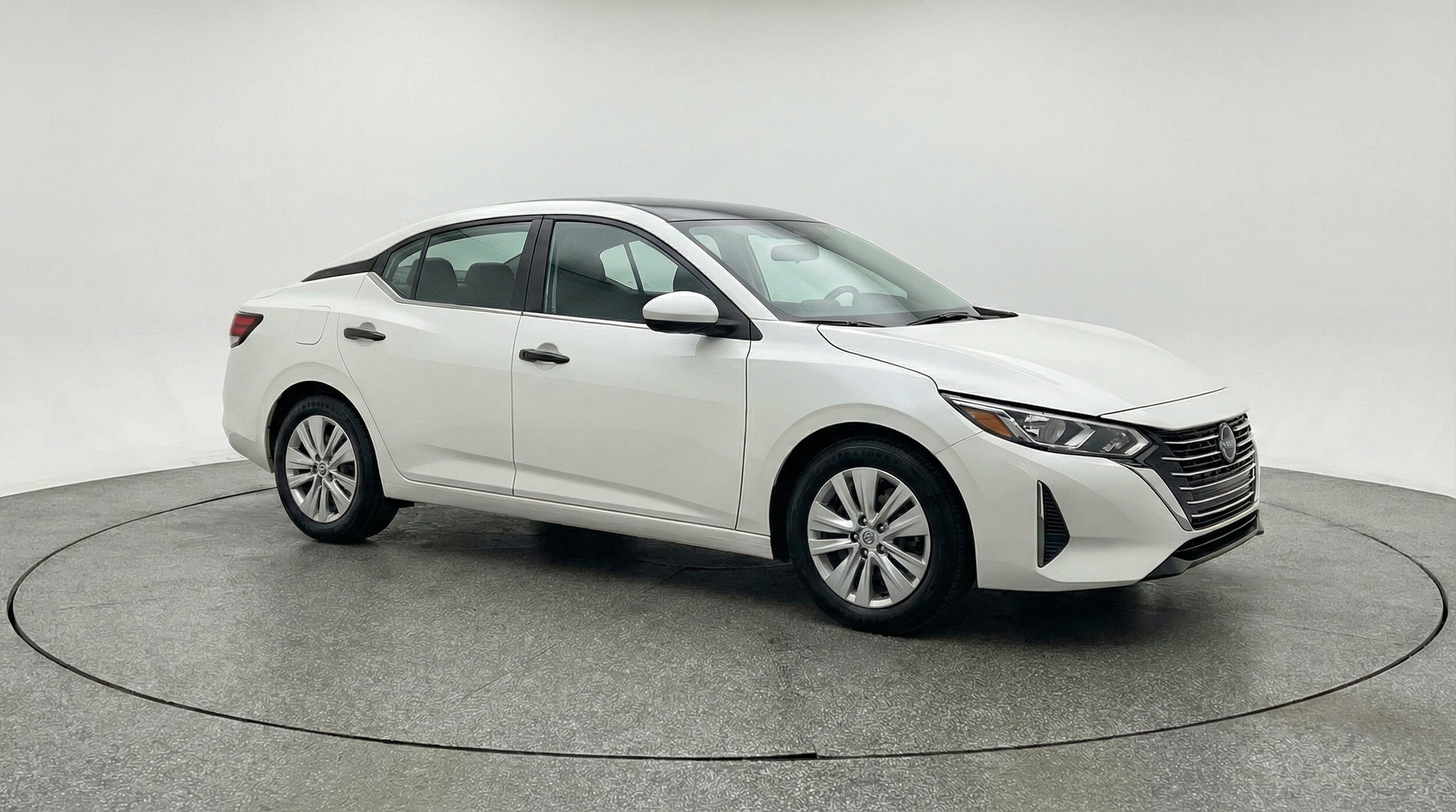 Thumbnail: 2025 Nissan Sentra - 1