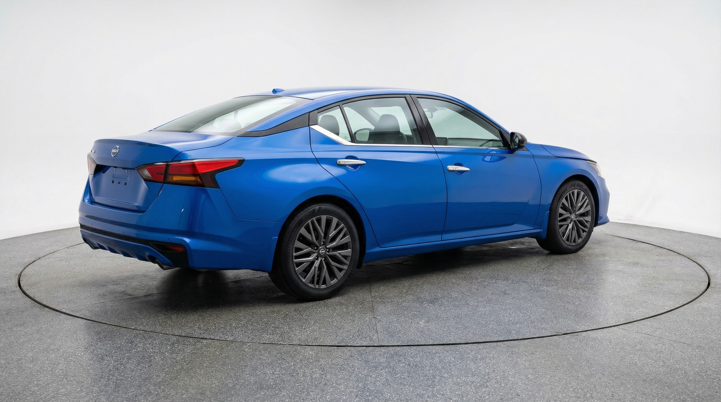 Thumbnail: 2025 Nissan Altima - 7