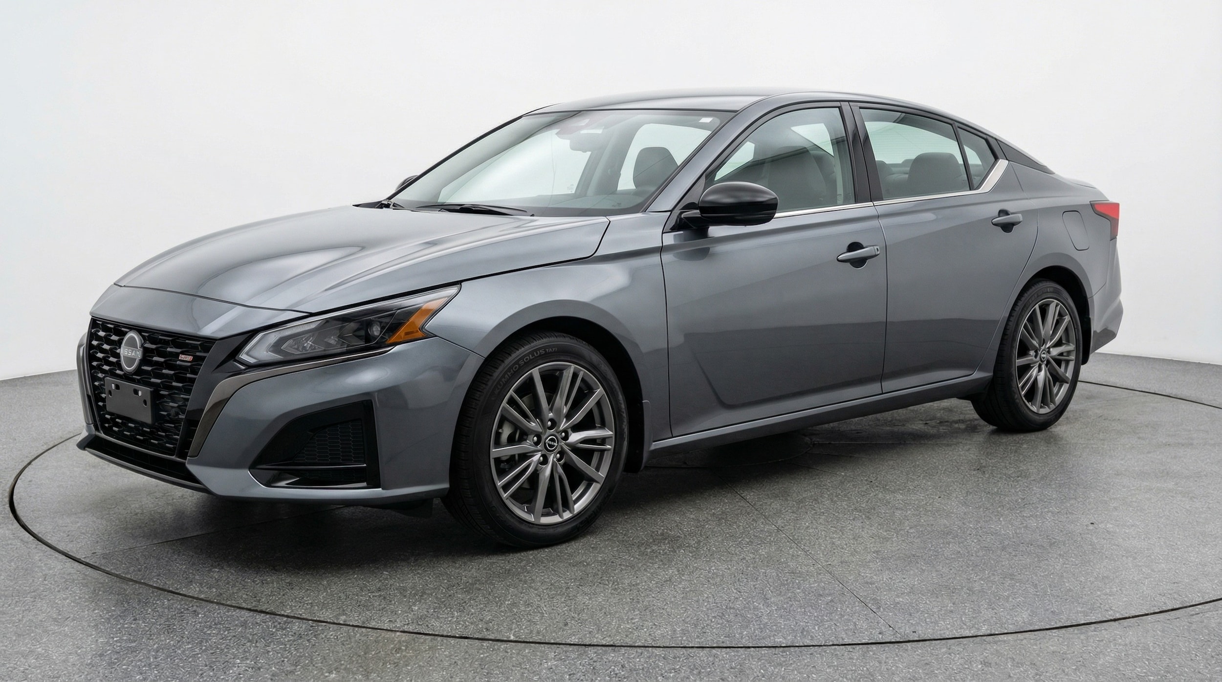 Thumbnail: 2025 Nissan Altima - 3