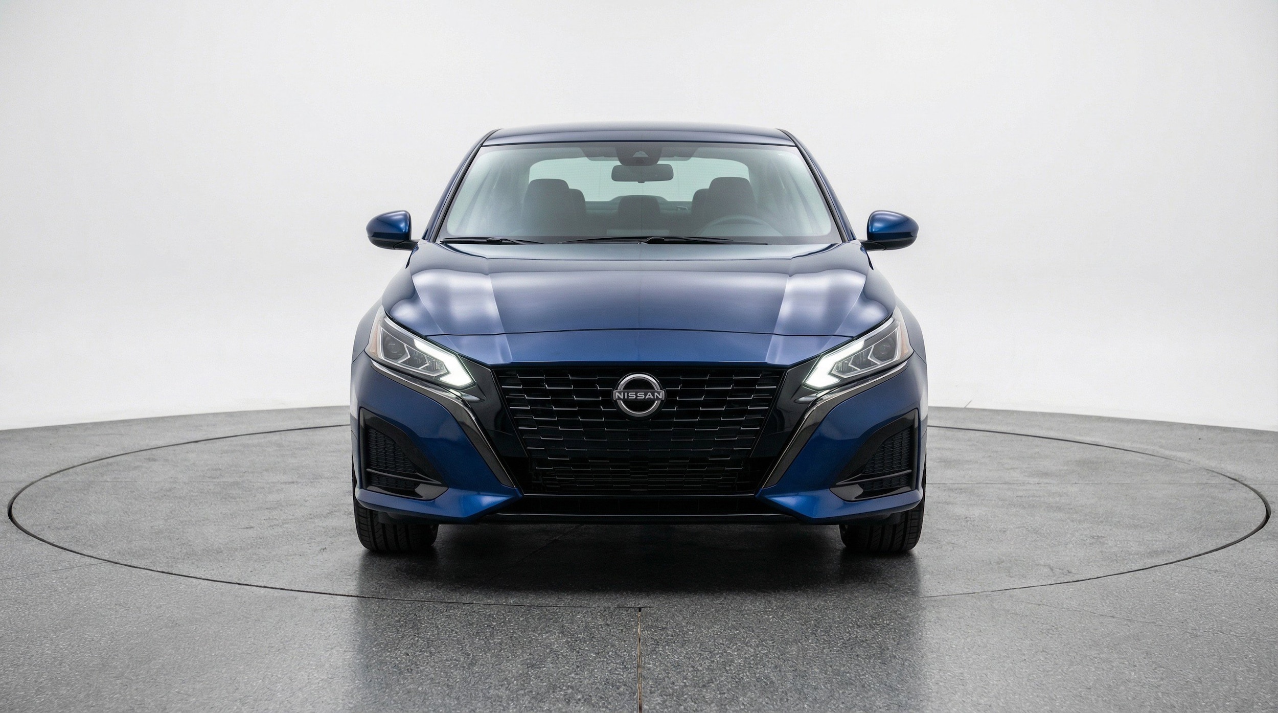 Thumbnail: 2025 Nissan Altima - 2