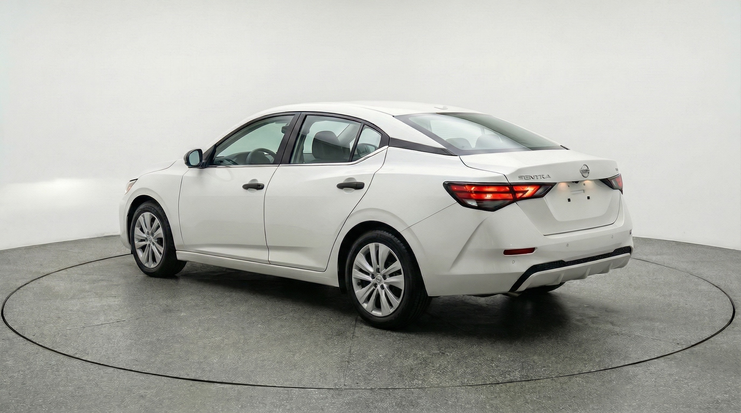 Thumbnail: 2025 Nissan Sentra - 5