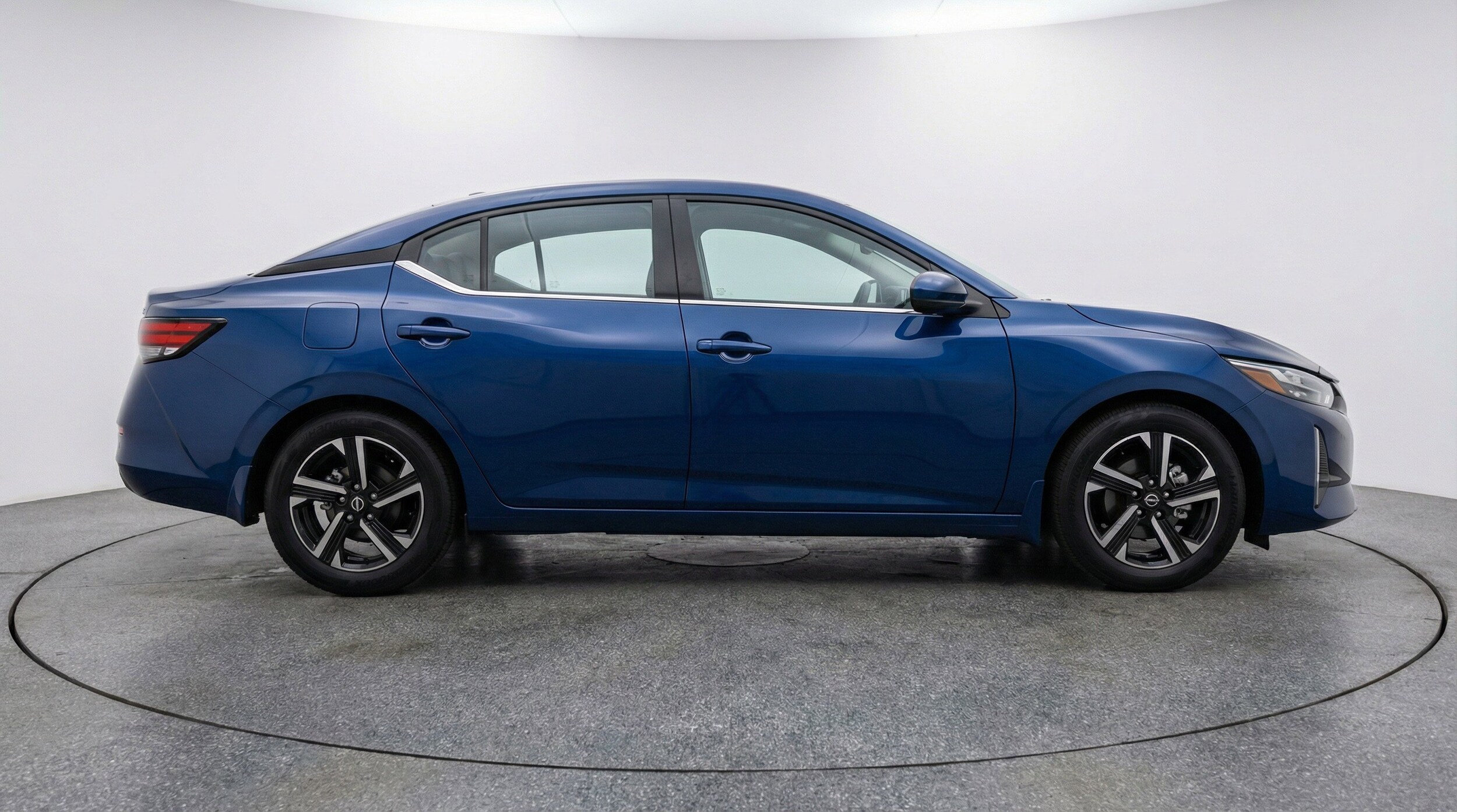 Thumbnail: 2025 Nissan Sentra - 11