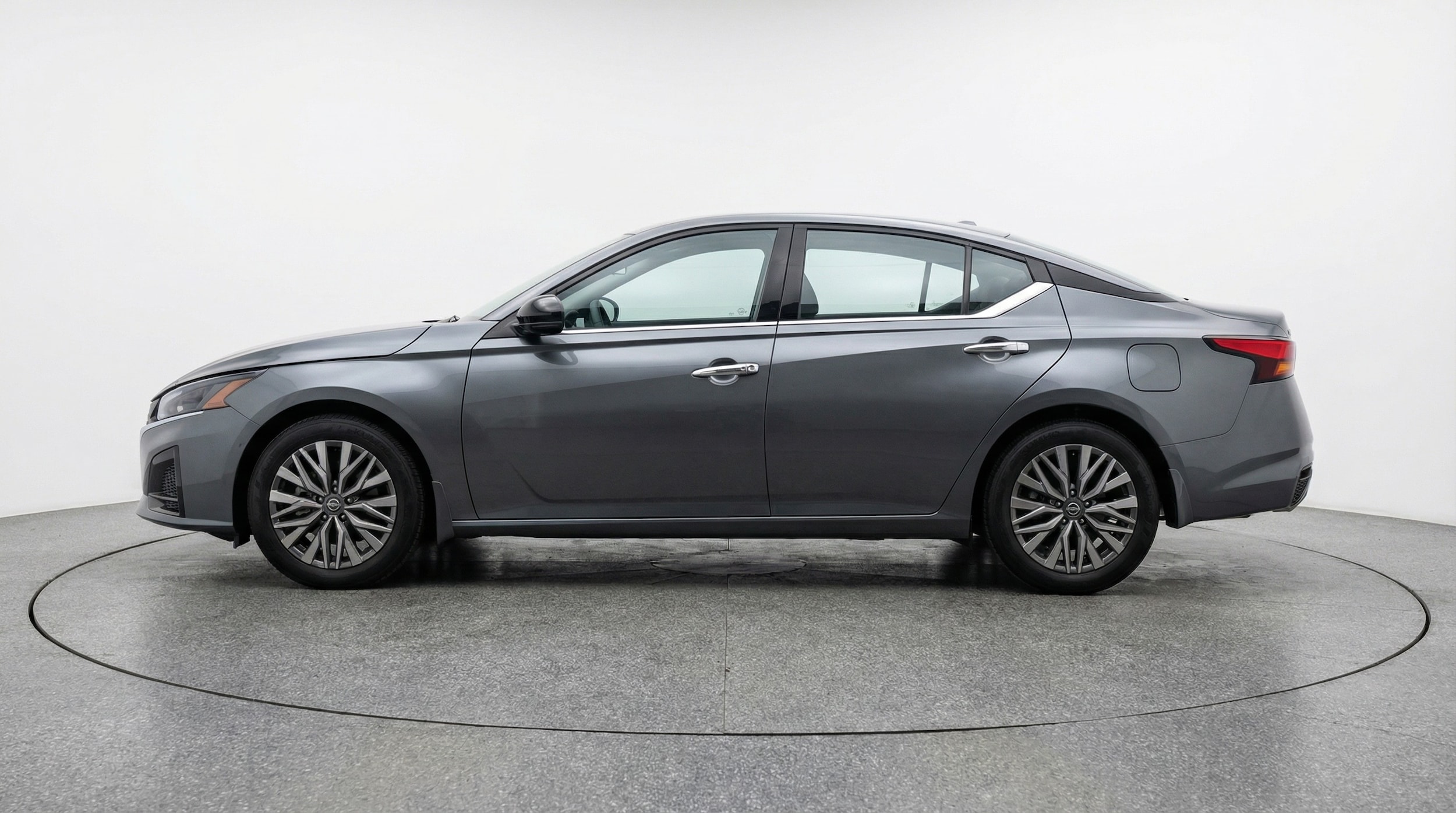 Thumbnail: 2025 Nissan Altima - 4