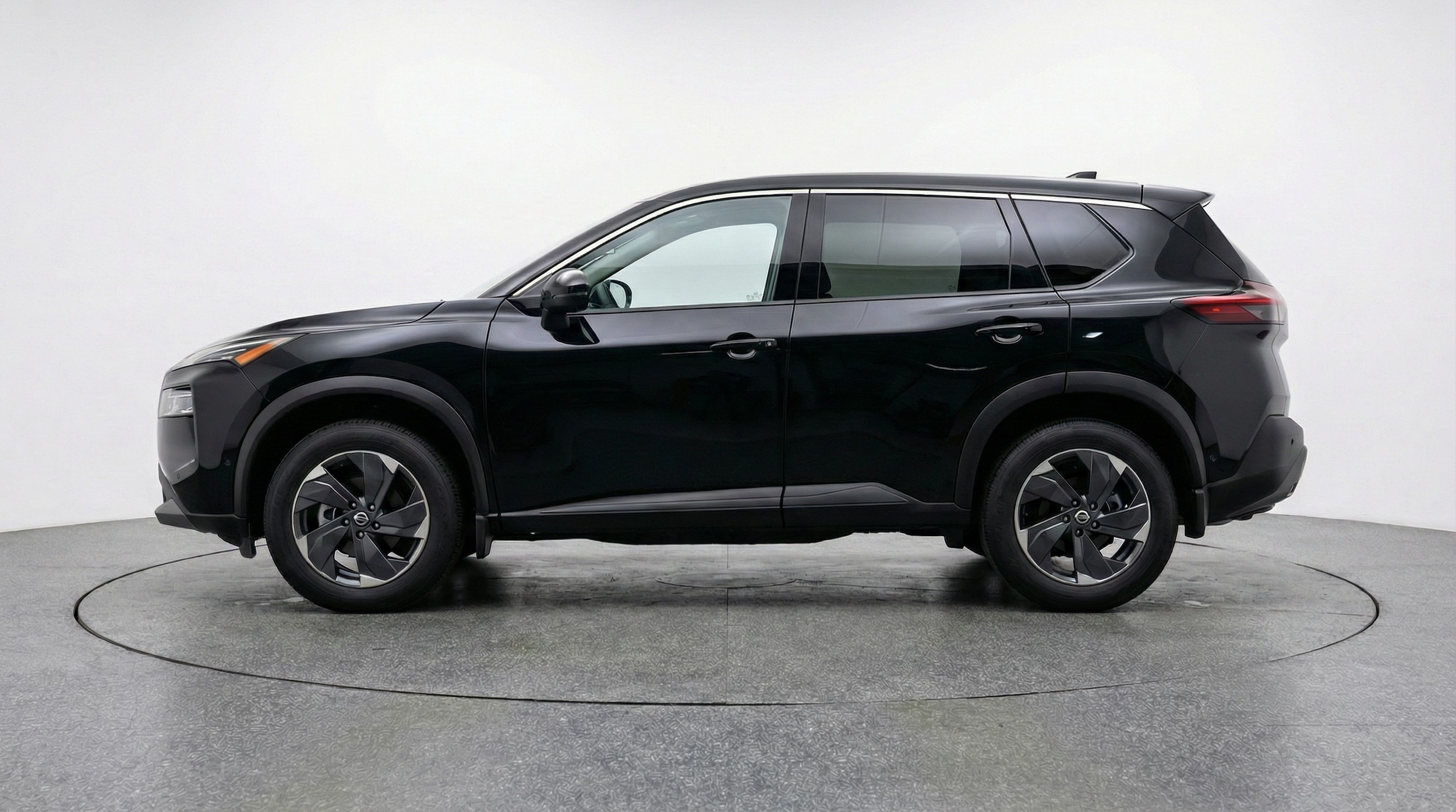 Thumbnail: 2025 Nissan Rogue - 4