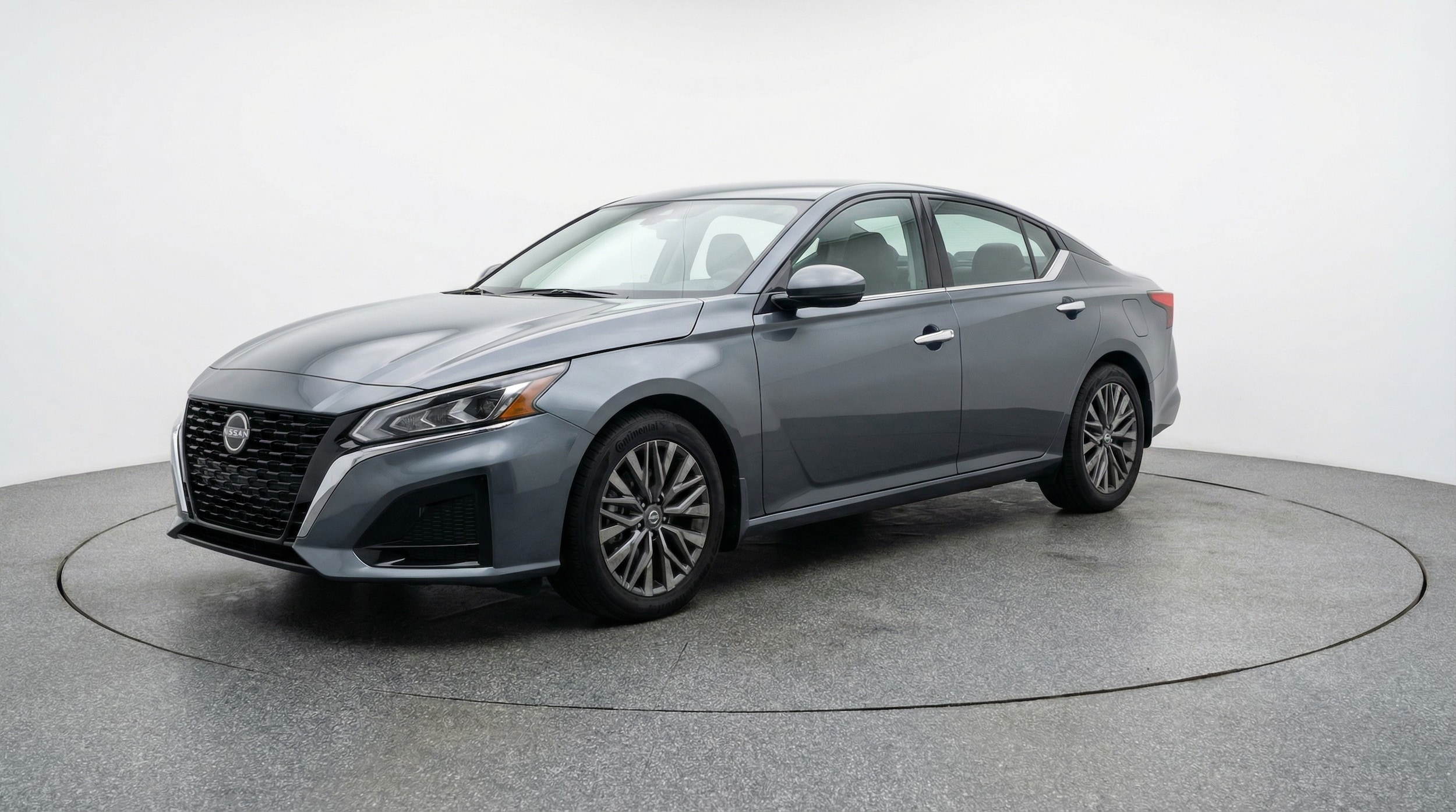 Thumbnail: 2025 Nissan Altima - 3