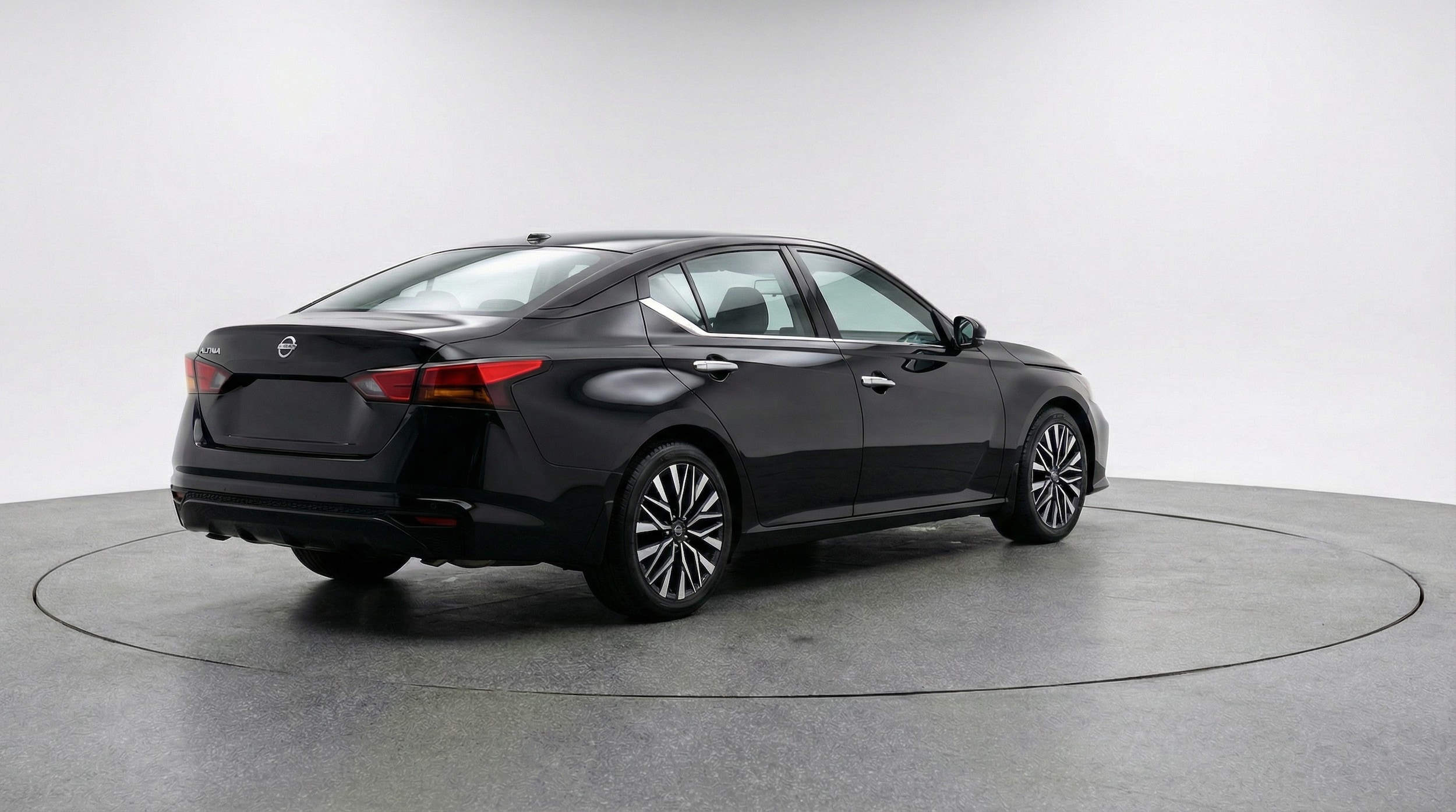 Thumbnail: 2025 Nissan Altima - 7