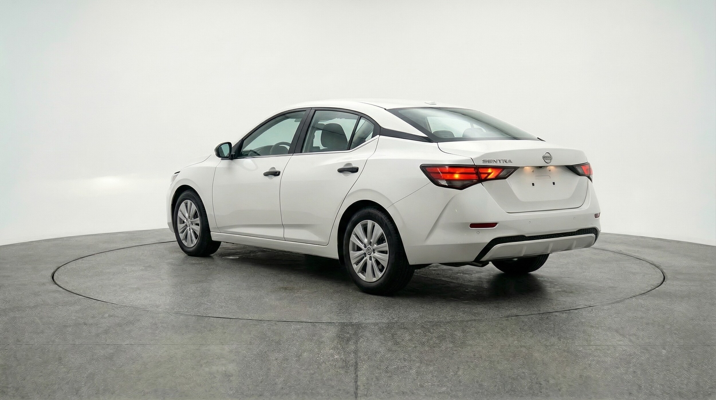 Thumbnail: 2025 Nissan Sentra - 5