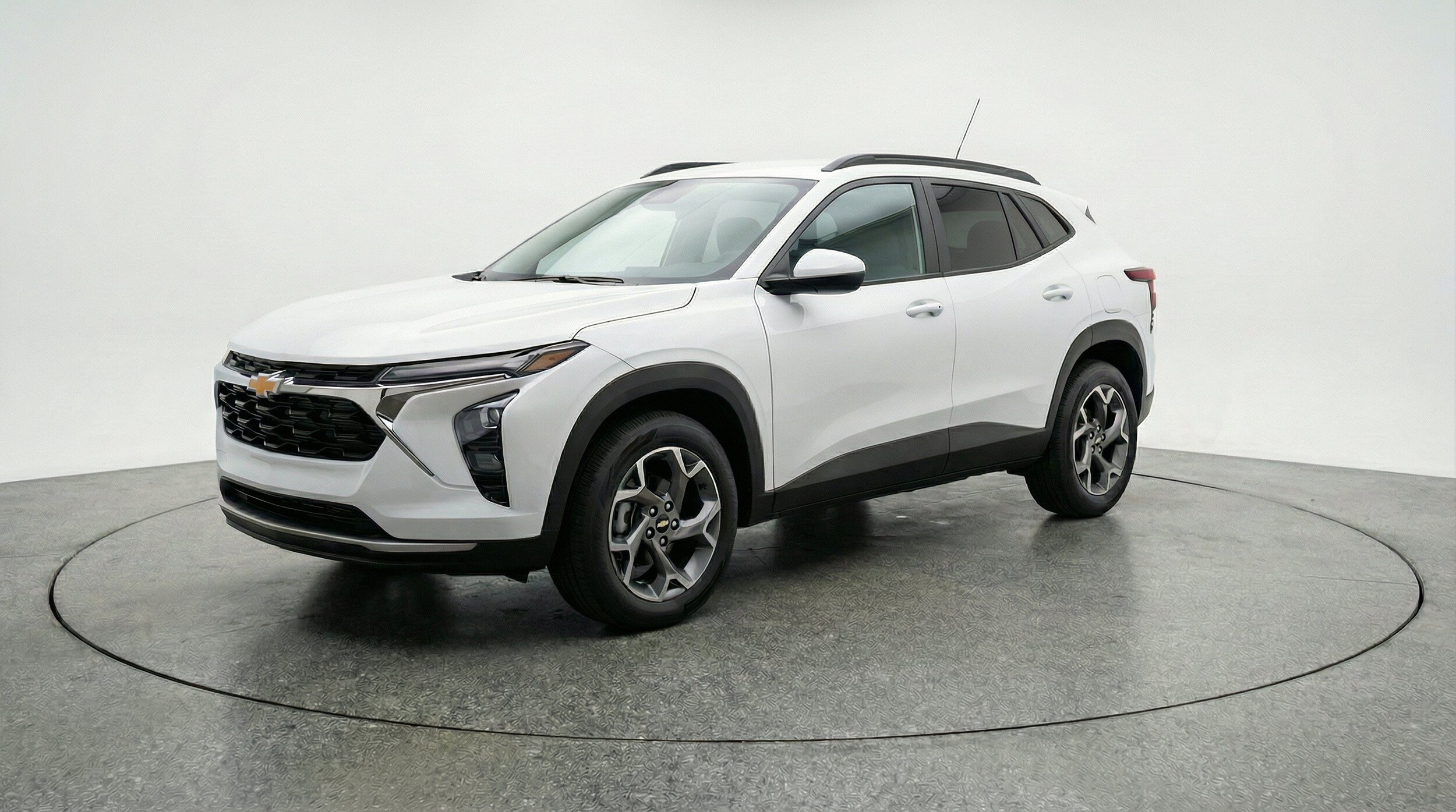 Thumbnail: 2025 Chevrolet Trax - 3