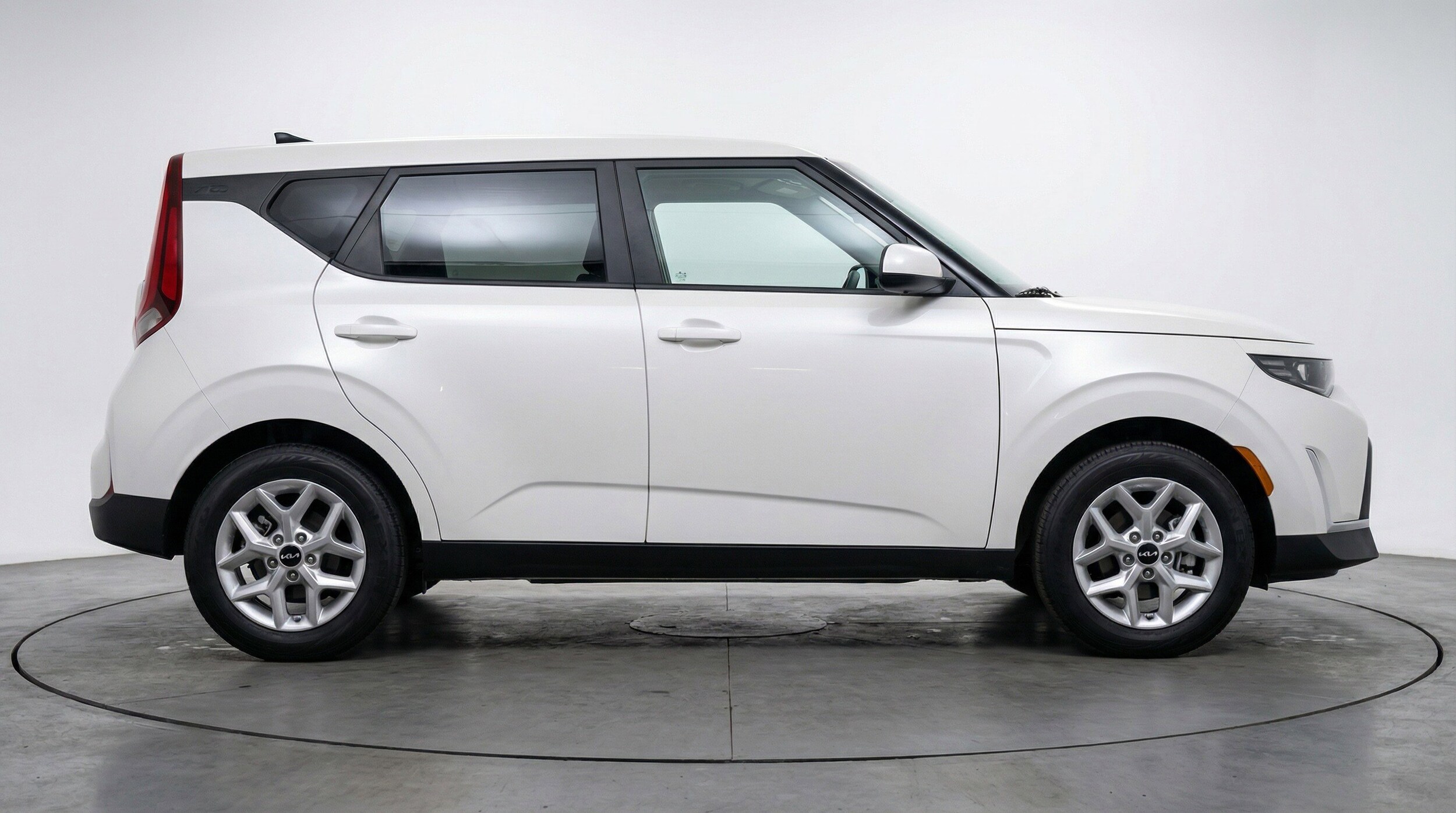 Thumbnail: 2025 Kia Soul - 11