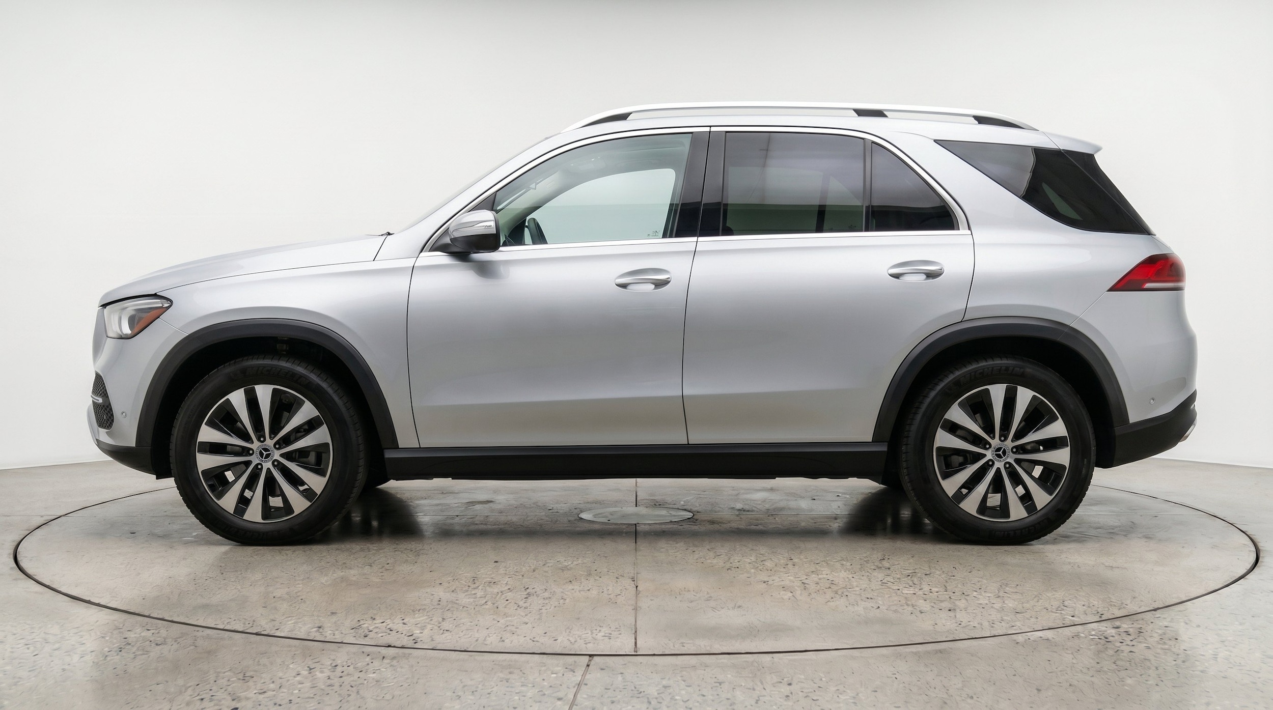 Thumbnail: 2026 Mercedes-Benz GLE - 5