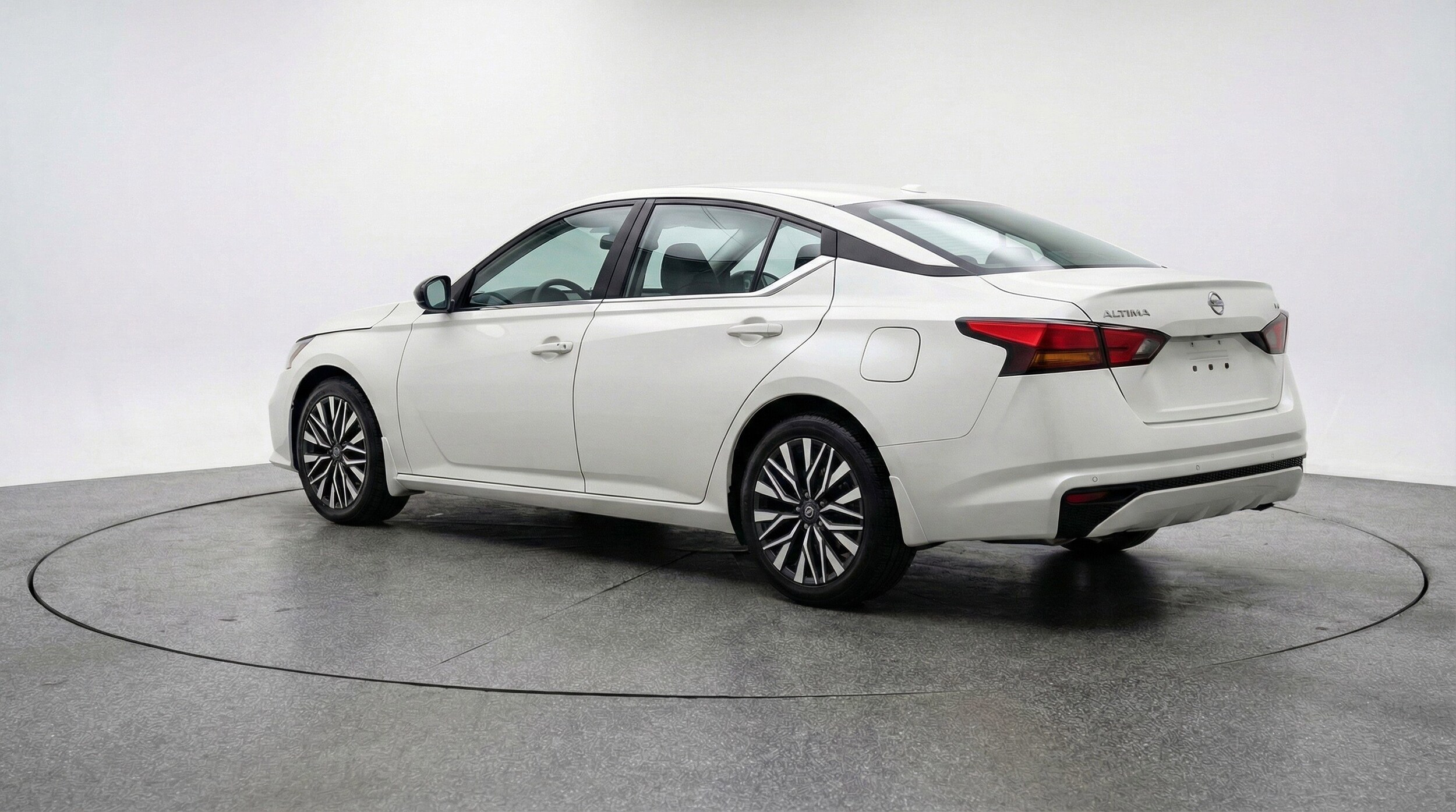 Thumbnail: 2025 Nissan Altima - 6