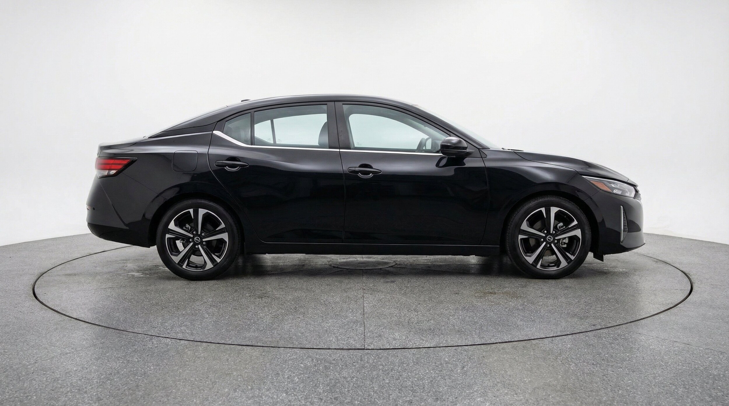 Thumbnail: 2025 Nissan Sentra - 11