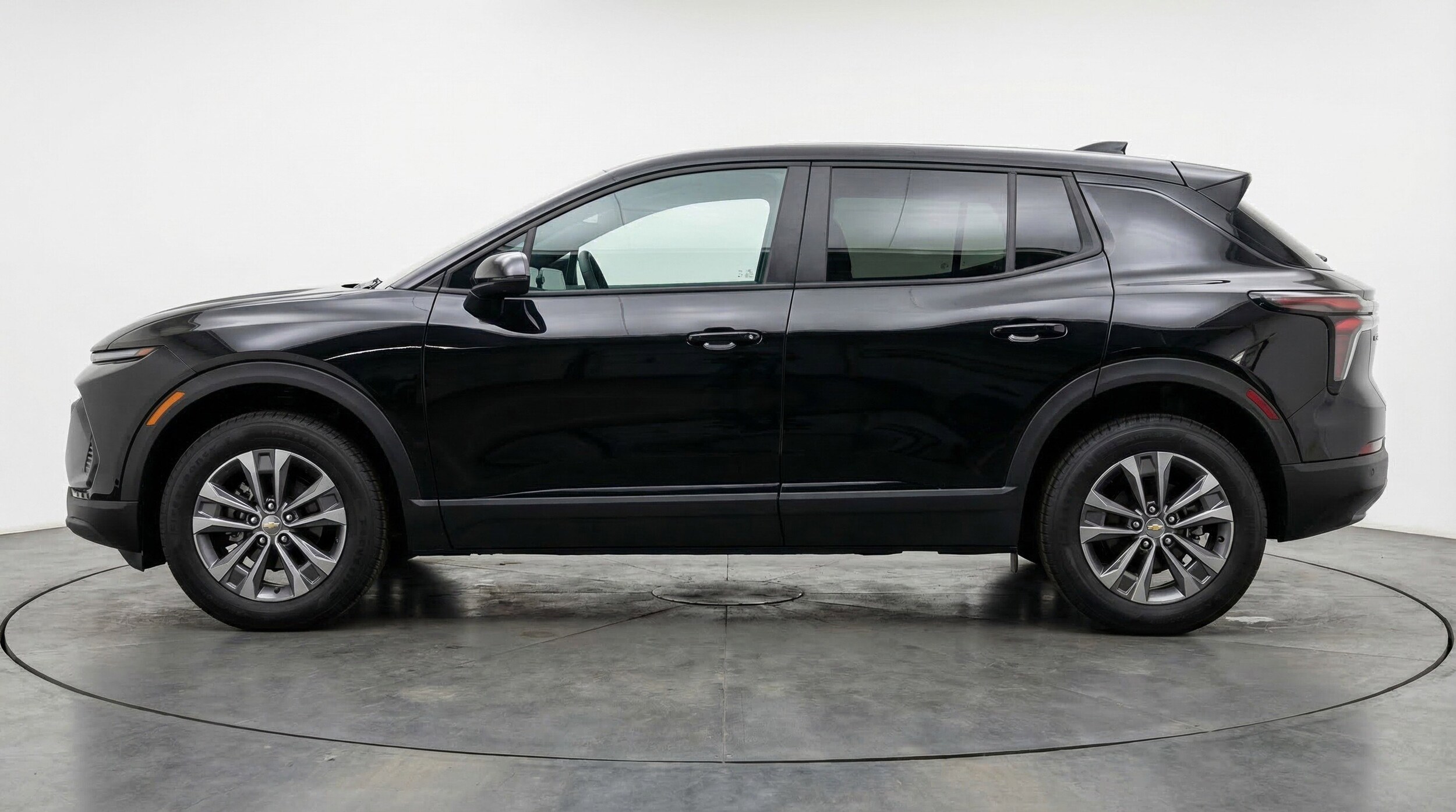 Thumbnail: 2025 Chevrolet Equinox - 5