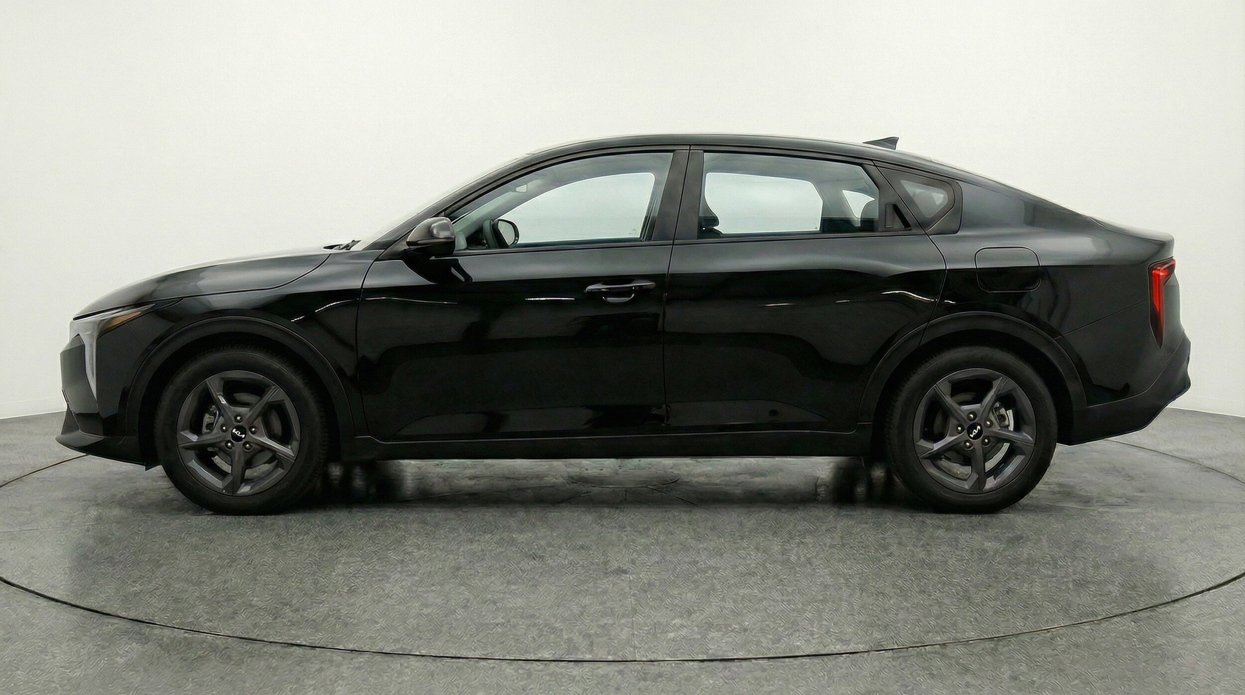 Thumbnail: 2025 Kia K4 - 5