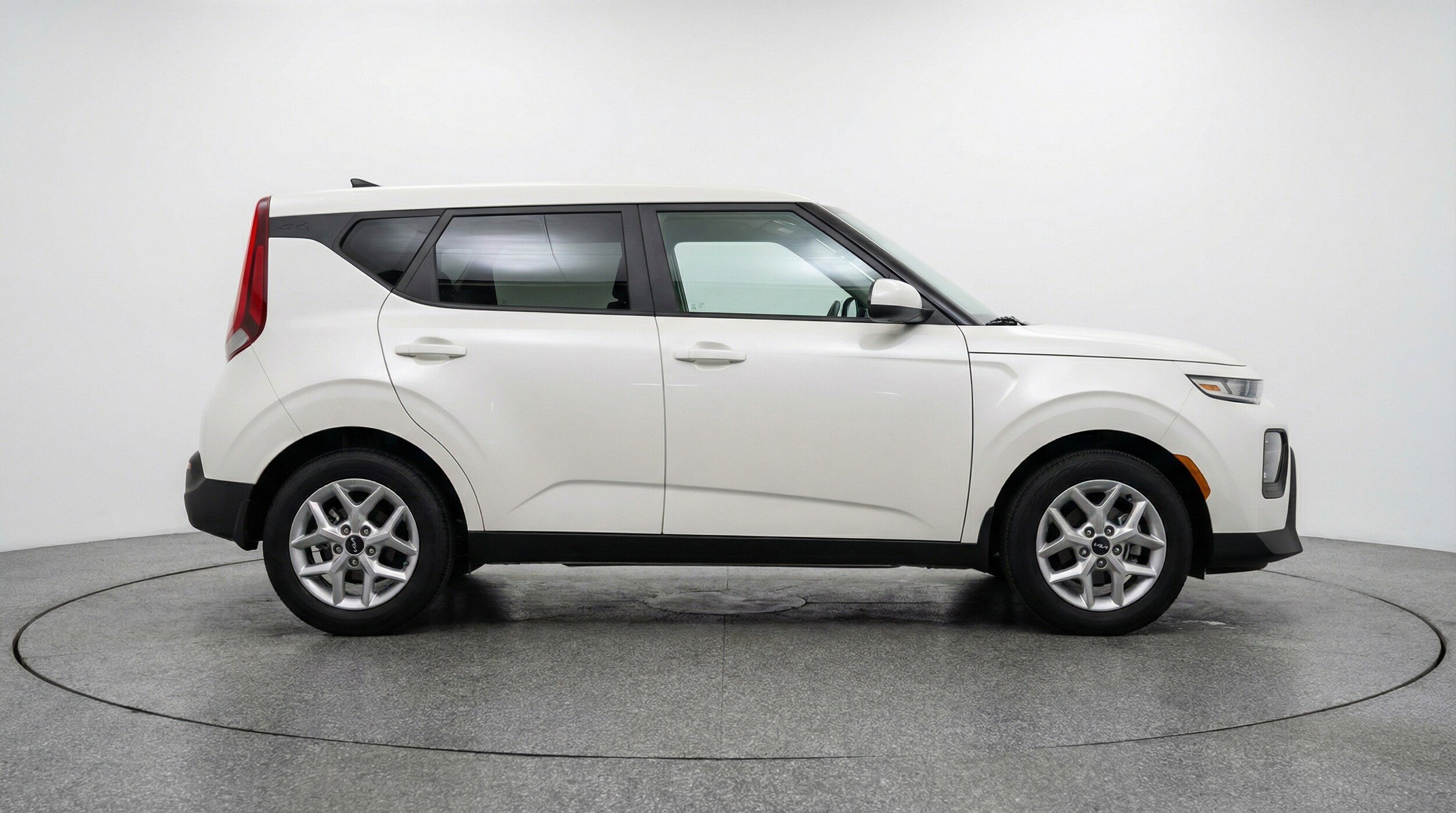 Thumbnail: 2025 Kia Soul - 11