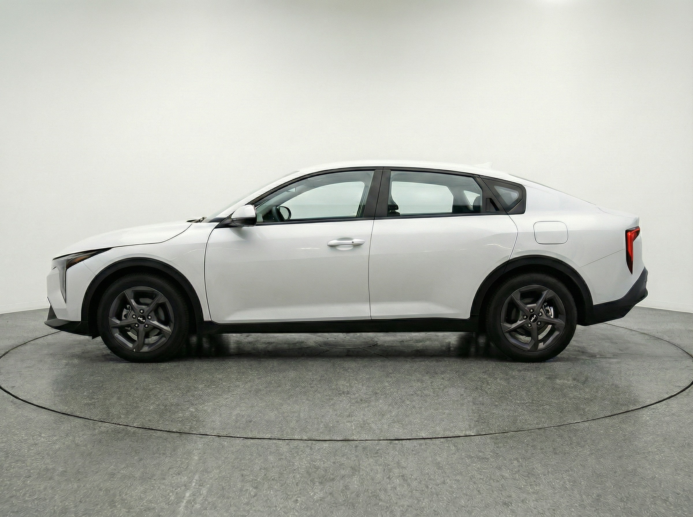 Thumbnail: 2025 Kia K4 - 4