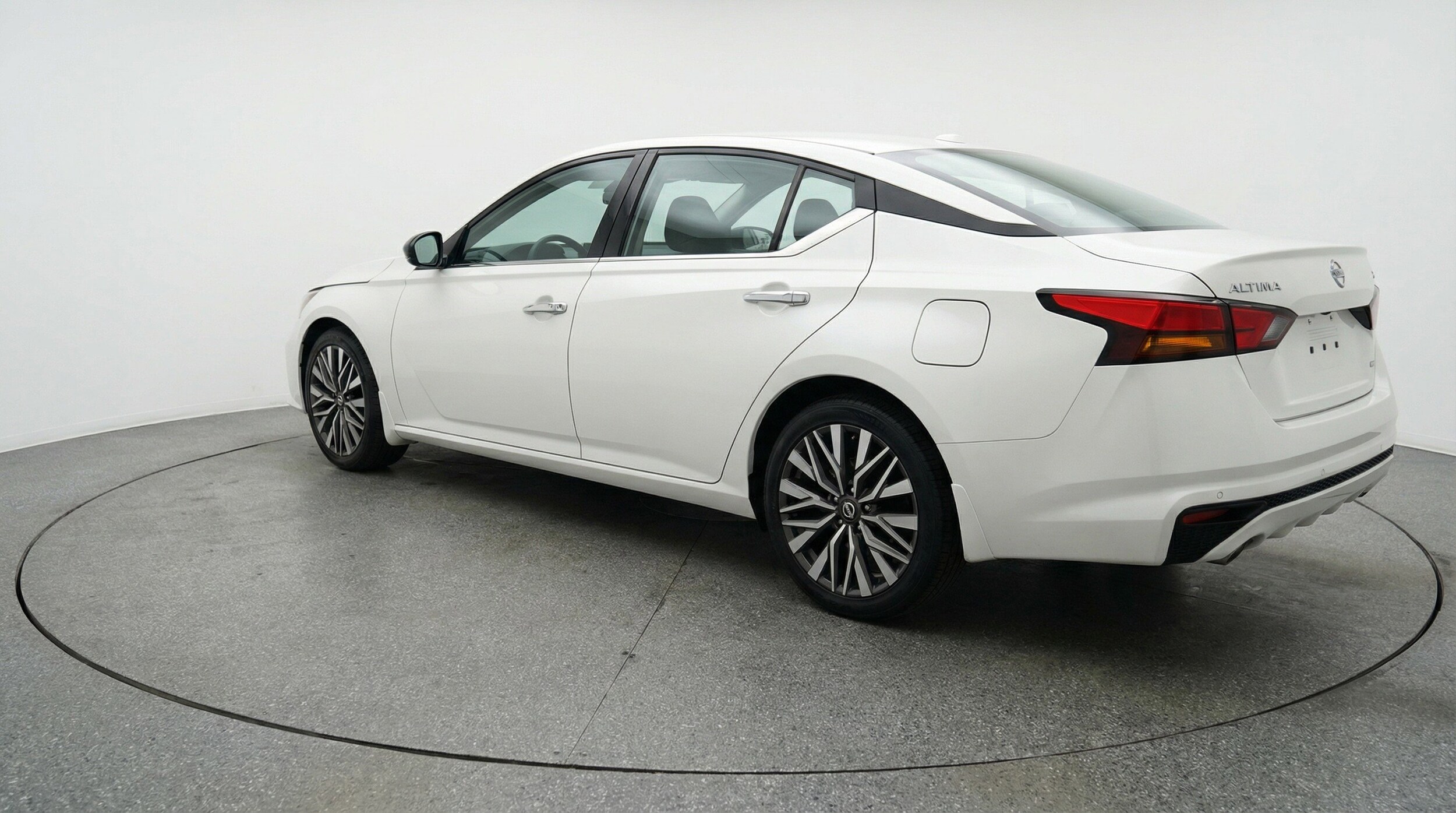 Thumbnail: 2025 Nissan Altima - 6