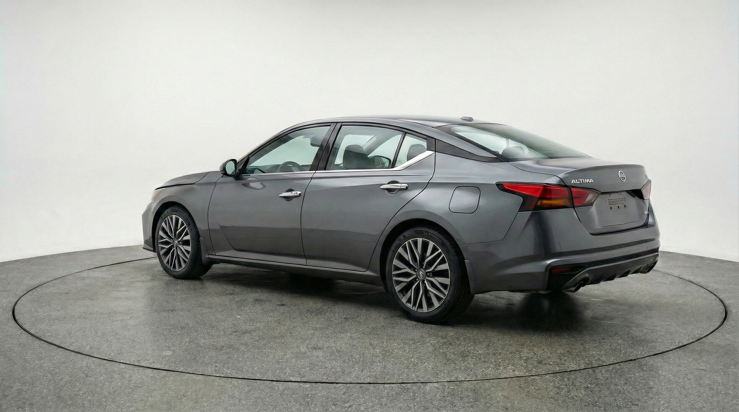 Thumbnail: 2025 Nissan Altima - 6