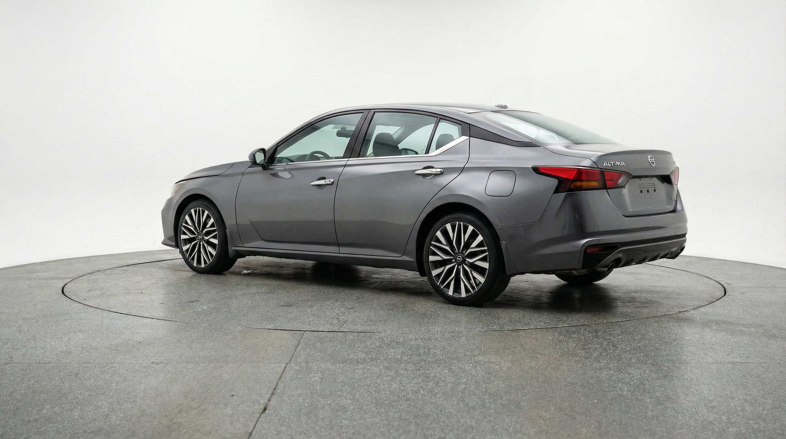 Thumbnail: 2025 Nissan Altima - 6