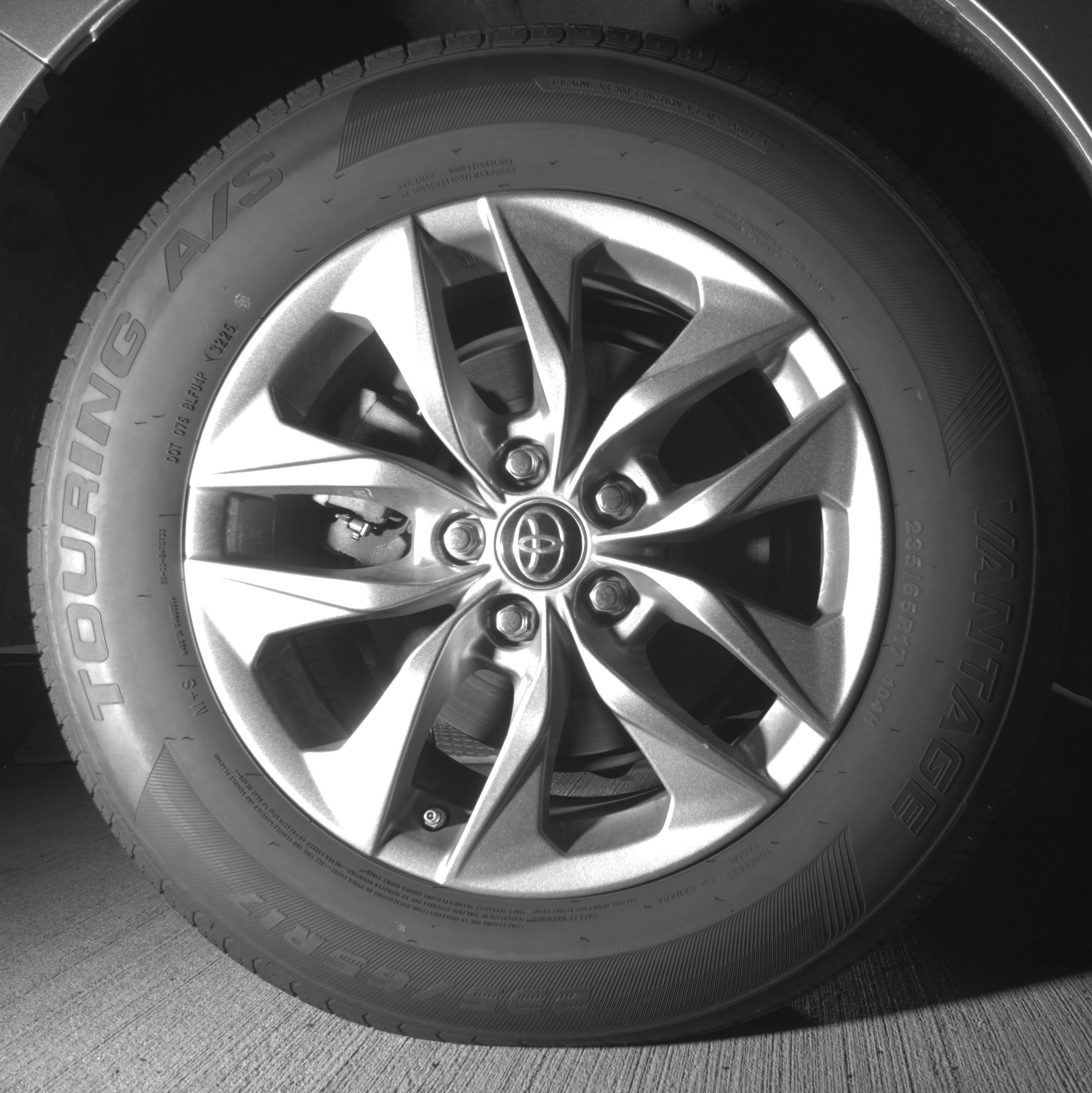 Thumbnail: 2024 Toyota Sienna - 15