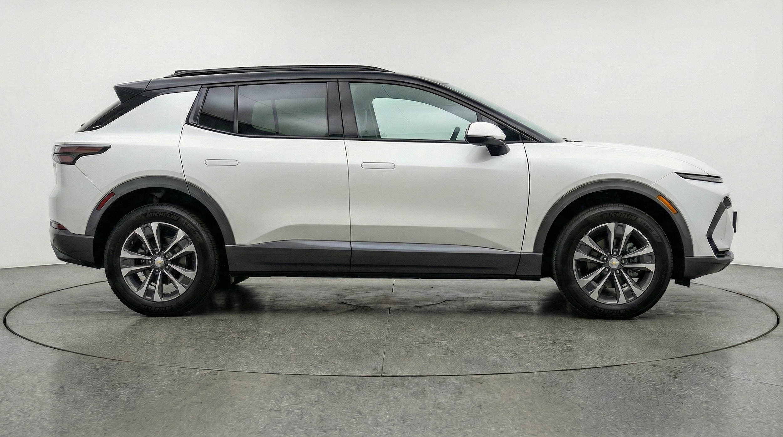 Thumbnail: 2025 Chevrolet Equinox - 8