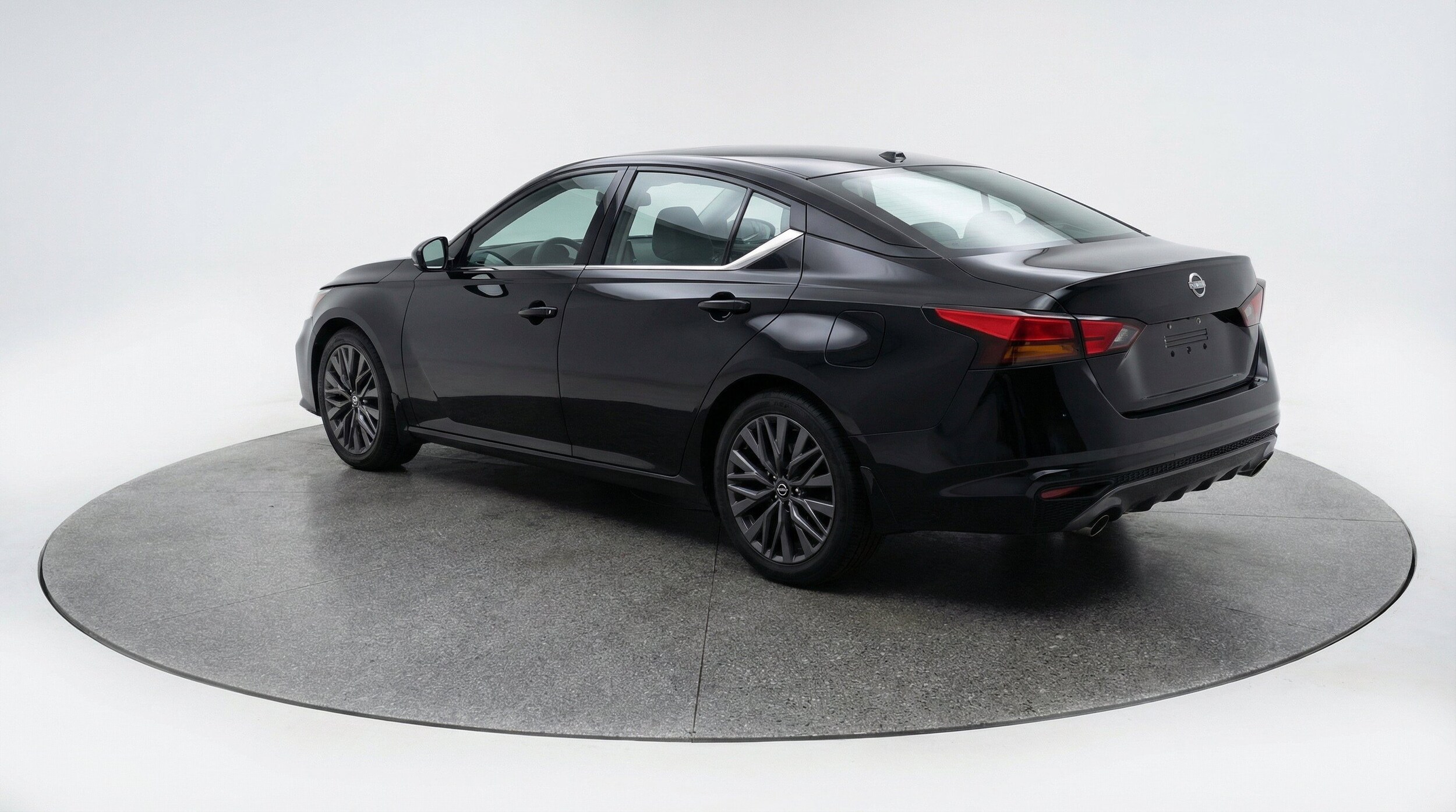 Thumbnail: 2026 Nissan Altima - 6