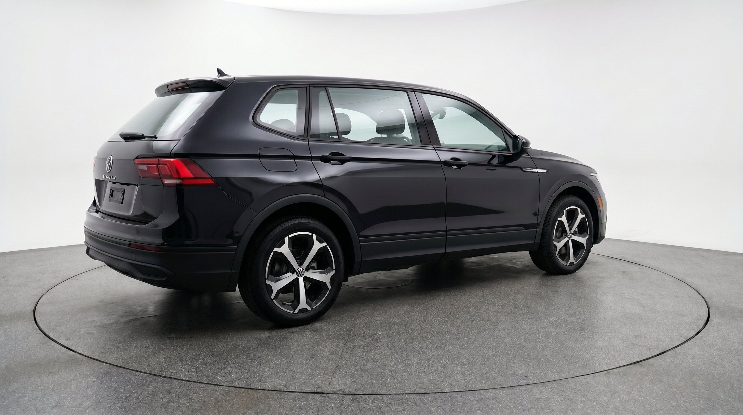 Thumbnail: 2026 Volkswagen Tiguan - 9