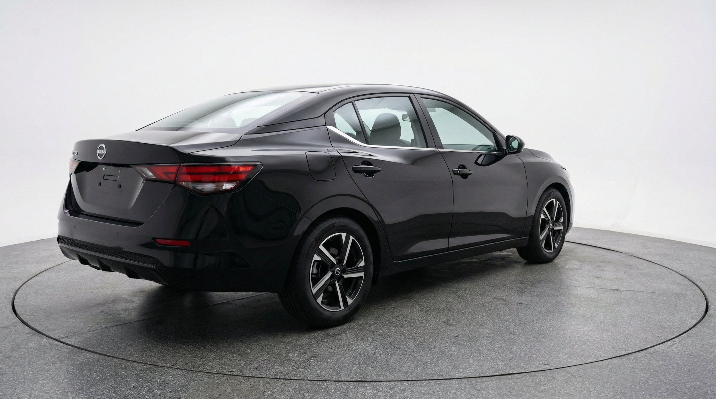 Thumbnail: 2025 Nissan Sentra - 9