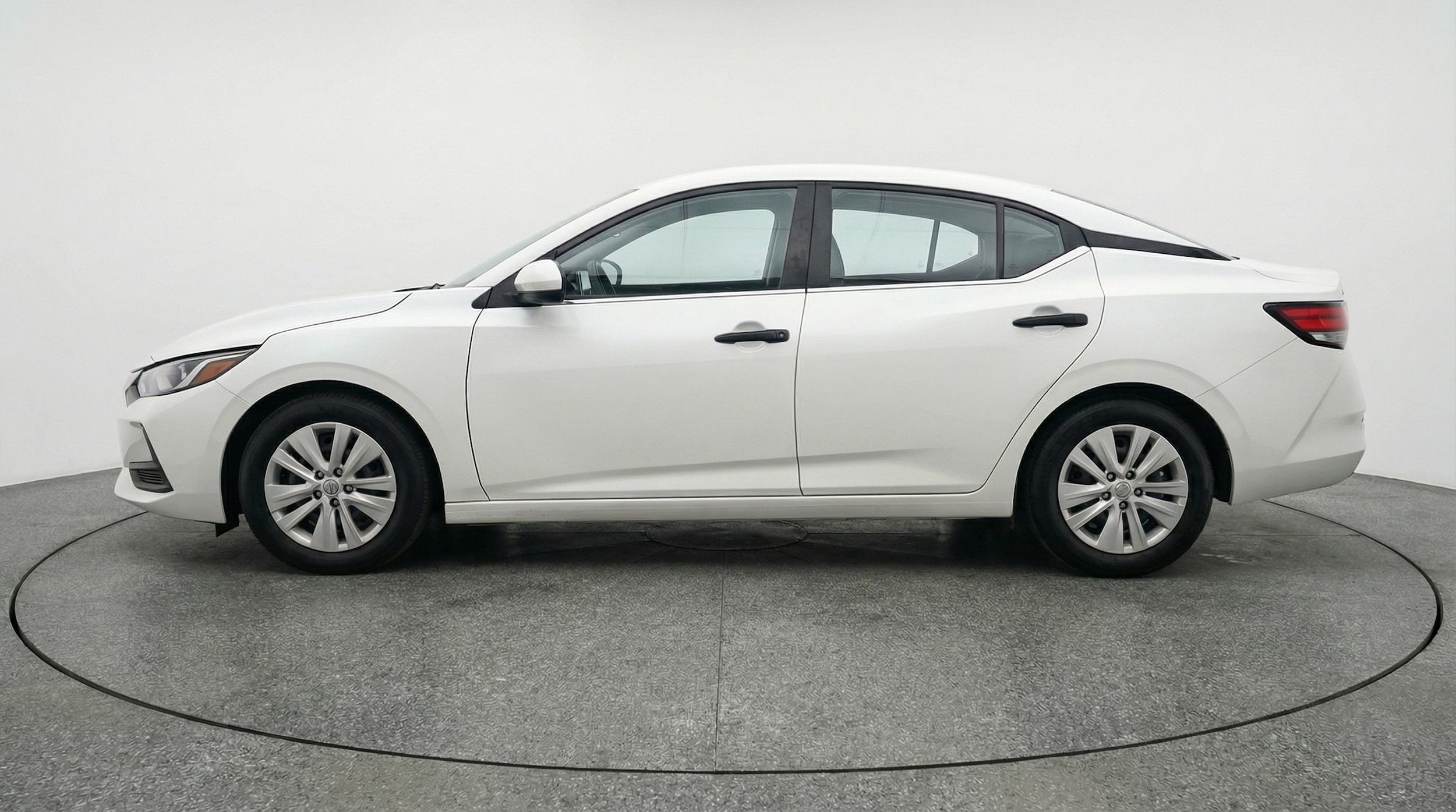 Thumbnail: 2025 Nissan Sentra - 4