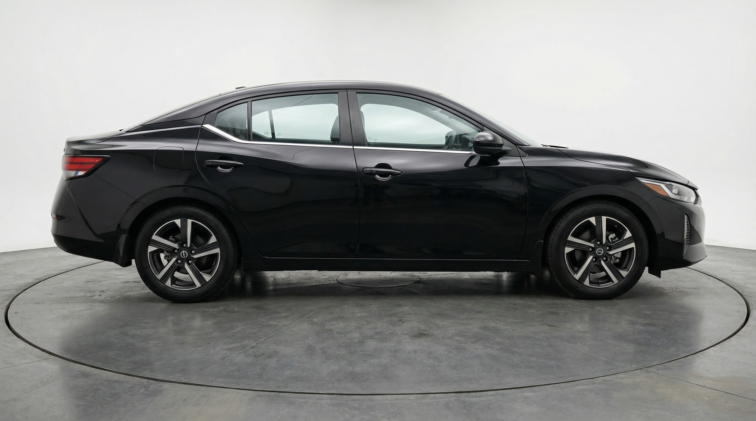 Thumbnail: 2025 Nissan Sentra - 8