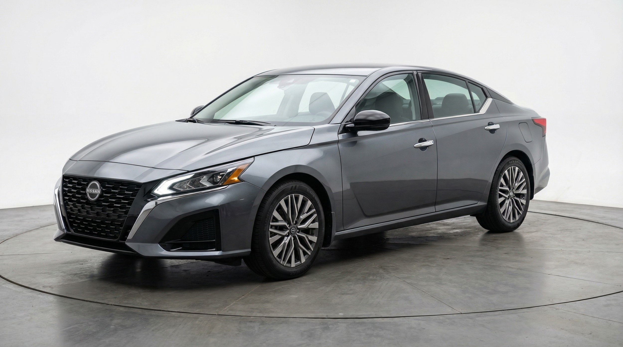 Thumbnail: 2025 Nissan Altima - 3