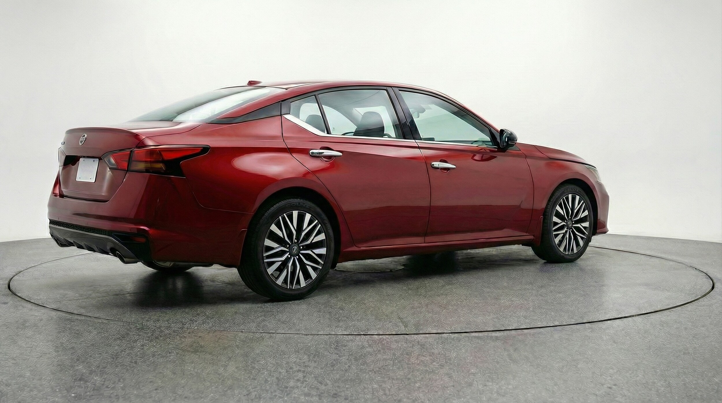 Thumbnail: 2025 Nissan Altima - 7